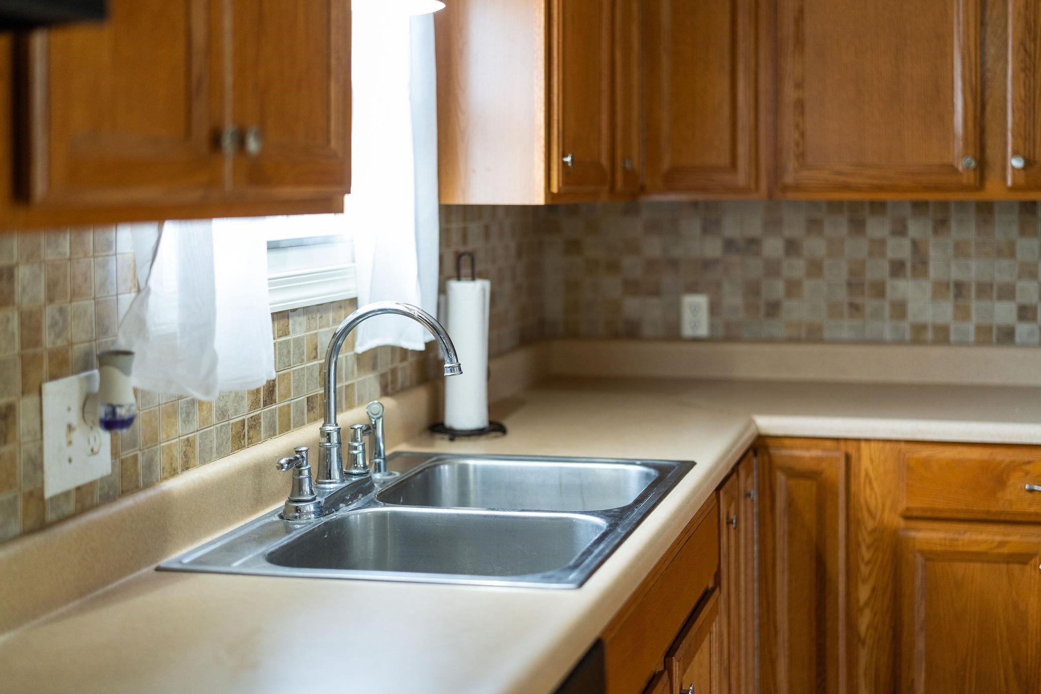 194 WAYLAND DR, STANLEY, Virginia 22851, 3 Bedrooms Bedrooms, ,2 BathroomsBathrooms,Residential,194 WAYLAND DR,672052 MLS # 672052