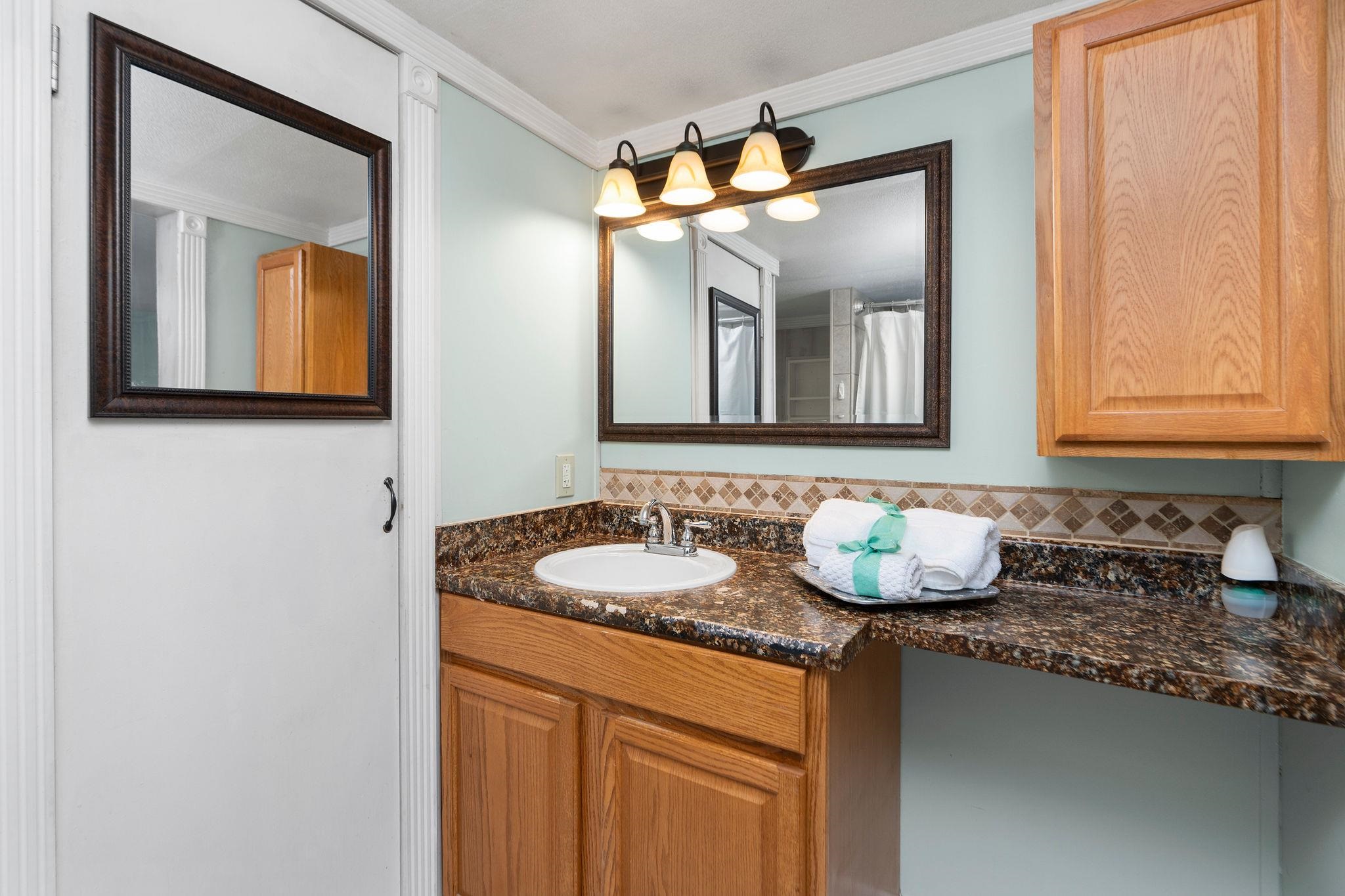 194 WAYLAND DR, STANLEY, Virginia 22851, 3 Bedrooms Bedrooms, ,2 BathroomsBathrooms,Residential,194 WAYLAND DR,672052 MLS # 672052