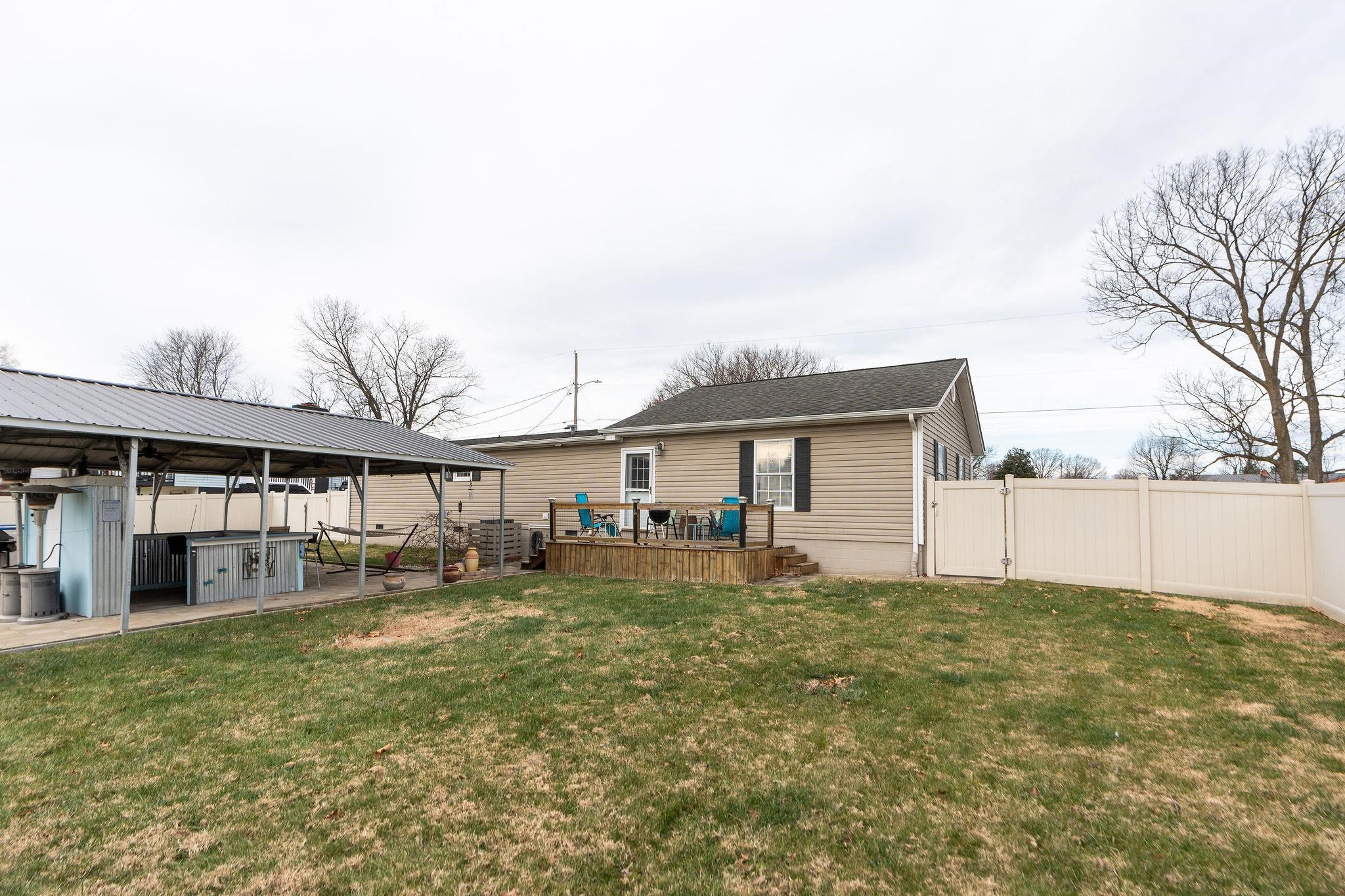 194 WAYLAND DR, STANLEY, Virginia 22851, 3 Bedrooms Bedrooms, ,2 BathroomsBathrooms,Residential,194 WAYLAND DR,672052 MLS # 672052