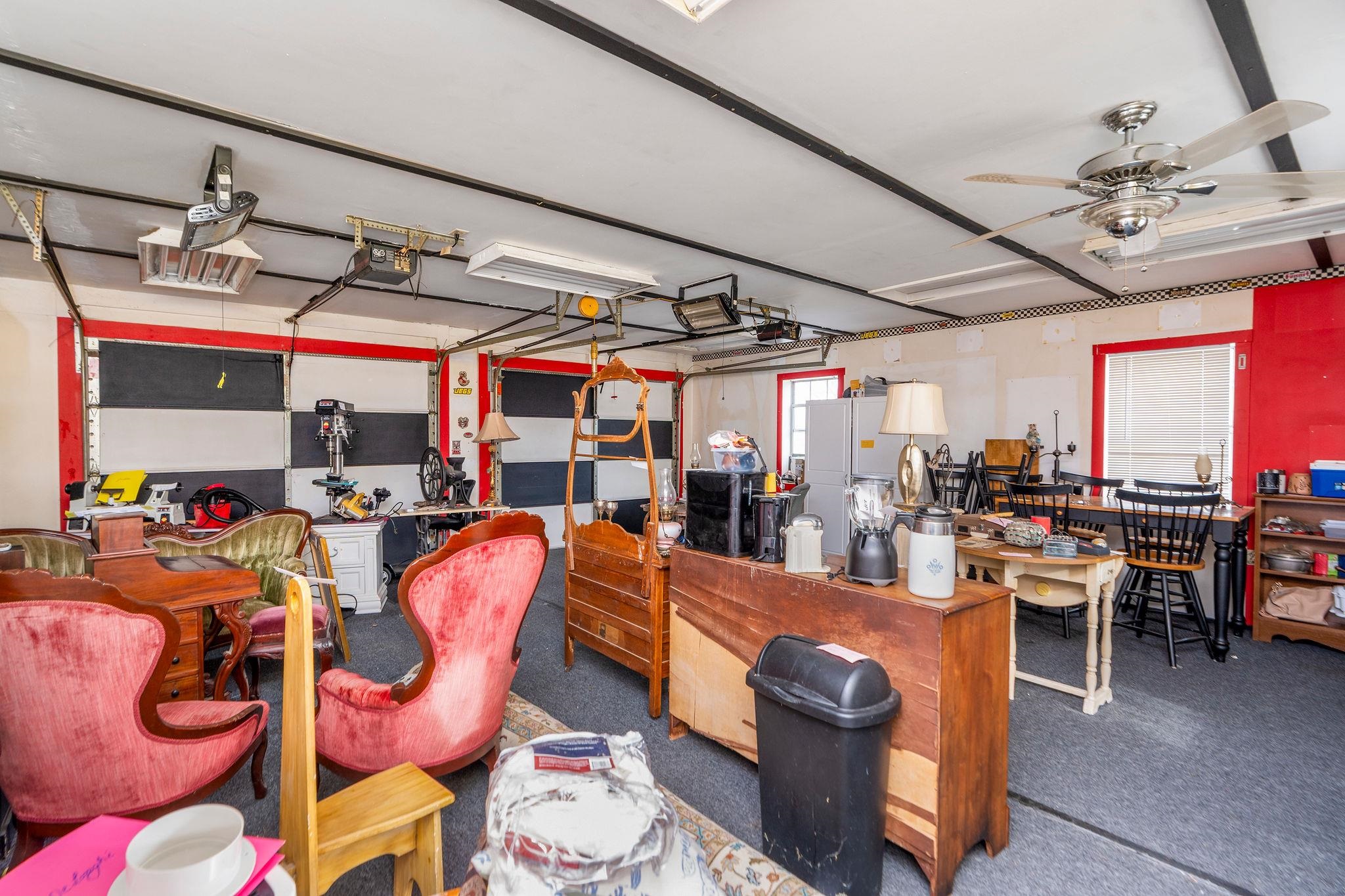 194 WAYLAND DR, STANLEY, Virginia 22851, 3 Bedrooms Bedrooms, ,2 BathroomsBathrooms,Residential,194 WAYLAND DR,672052 MLS # 672052