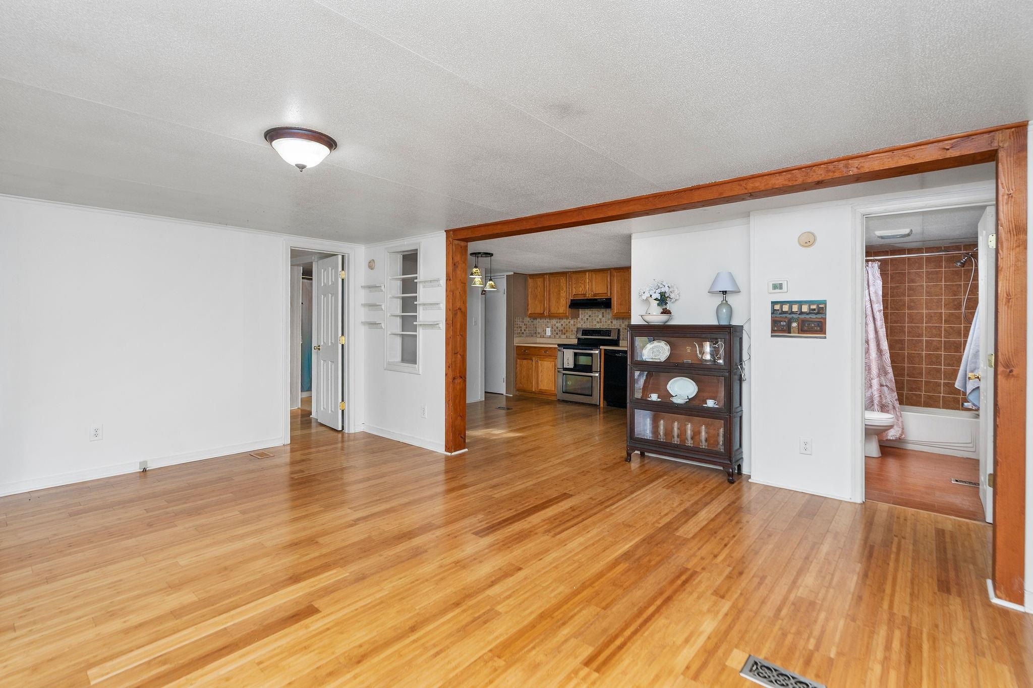 194 WAYLAND DR, STANLEY, Virginia 22851, 3 Bedrooms Bedrooms, ,2 BathroomsBathrooms,Residential,194 WAYLAND DR,672052 MLS # 672052