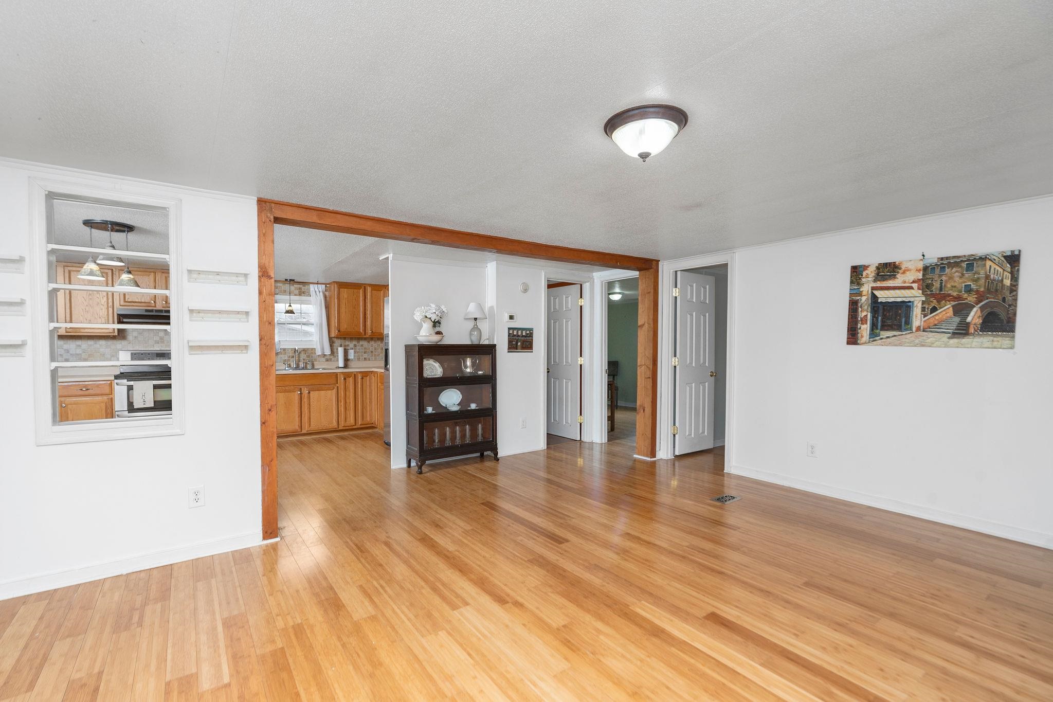 194 WAYLAND DR, STANLEY, Virginia 22851, 3 Bedrooms Bedrooms, ,2 BathroomsBathrooms,Residential,194 WAYLAND DR,672052 MLS # 672052