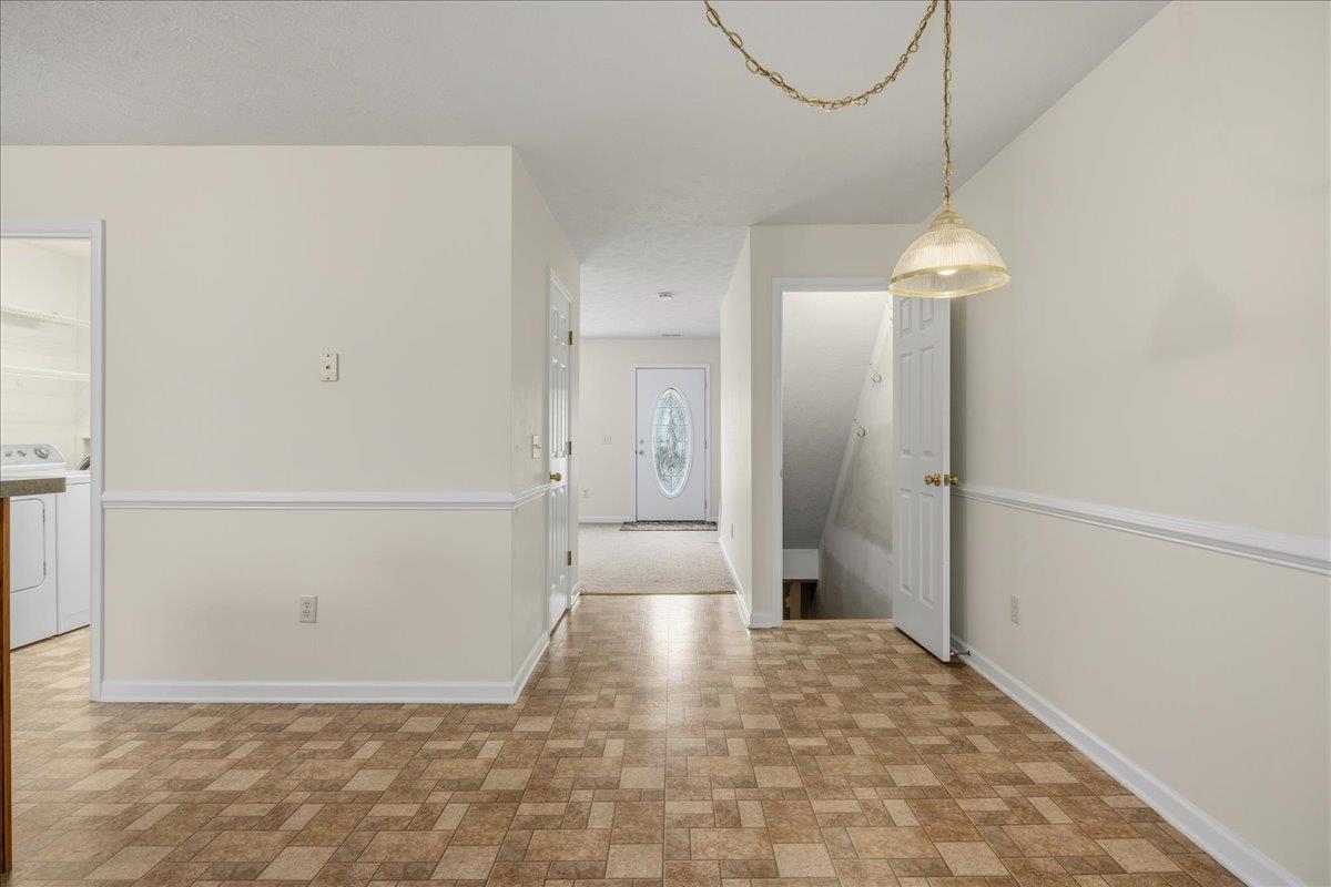 3322 DEBBIE CT, ROCKINGHAM, Virginia 22801, 3 Bedrooms Bedrooms, ,2 BathroomsBathrooms,Residential,3322 DEBBIE CT,672053 MLS # 672053