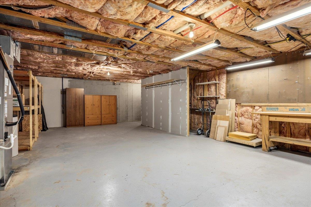 3322 DEBBIE CT, ROCKINGHAM, Virginia 22801, 3 Bedrooms Bedrooms, ,2 BathroomsBathrooms,Residential,3322 DEBBIE CT,672053 MLS # 672053