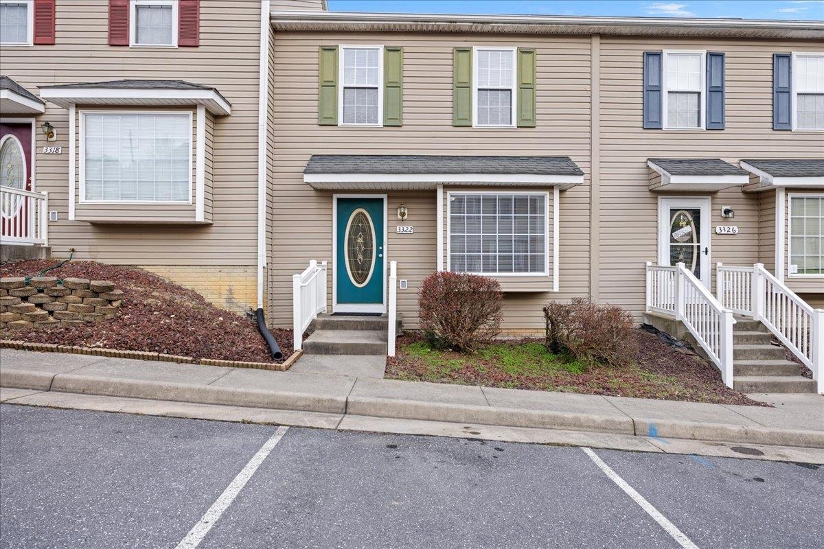 3322 DEBBIE CT, ROCKINGHAM, Virginia 22801, 3 Bedrooms Bedrooms, ,2 BathroomsBathrooms,Residential,3322 DEBBIE CT,672053 MLS # 672053