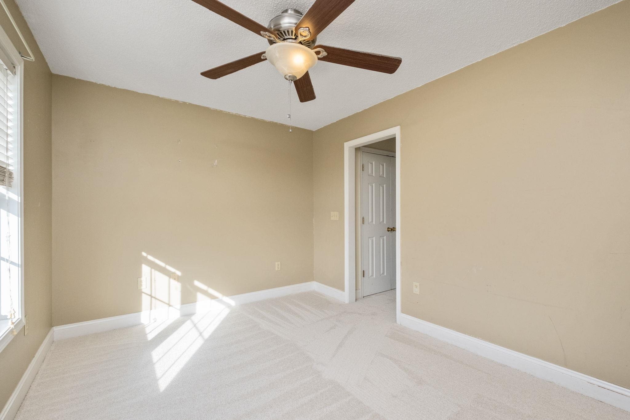 2210 LAKE TERRACE DR, HARRISONBURG, Virginia 22802, 3 Bedrooms Bedrooms, ,2 BathroomsBathrooms,Residential,2210 LAKE TERRACE DR,672055 MLS # 672055