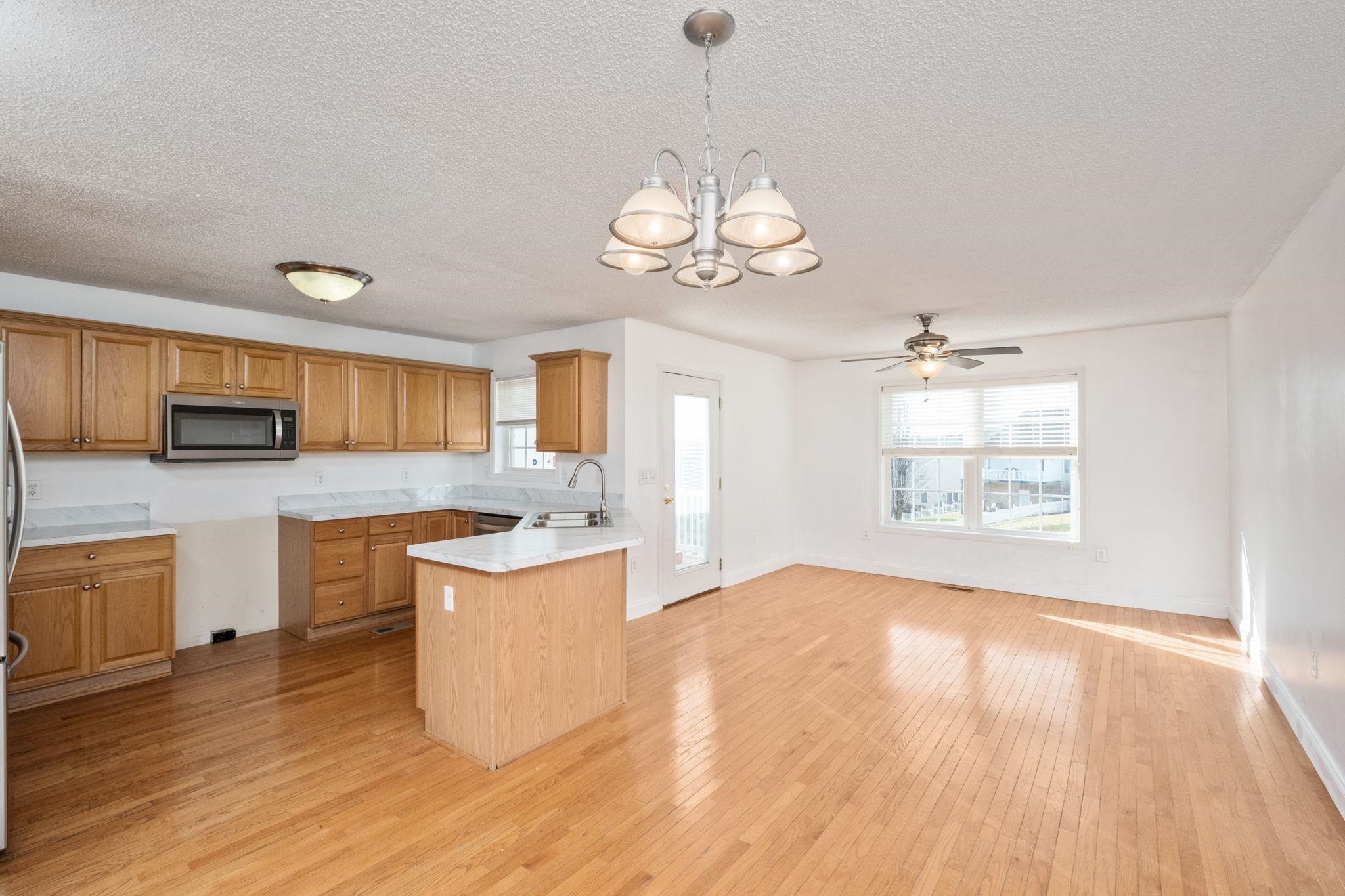 2210 LAKE TERRACE DR, HARRISONBURG, Virginia 22802, 3 Bedrooms Bedrooms, ,2 BathroomsBathrooms,Residential,2210 LAKE TERRACE DR,672055 MLS # 672055