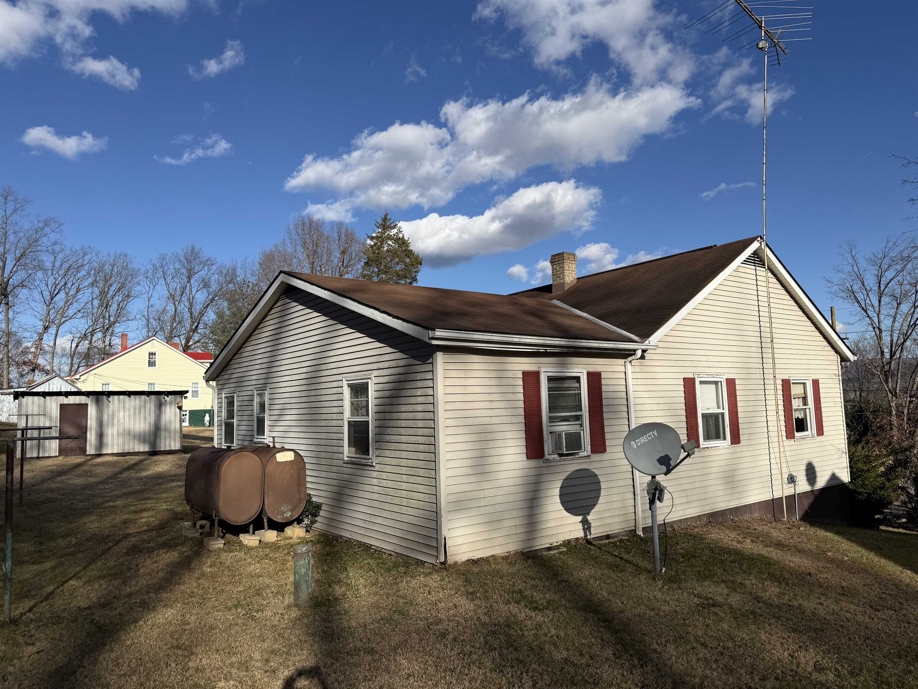 472 MILL CREEK RD, LURAY, Virginia 22835, 2 Bedrooms Bedrooms, ,1 BathroomBathrooms,Residential,472 MILL CREEK RD,672058 MLS # 672058