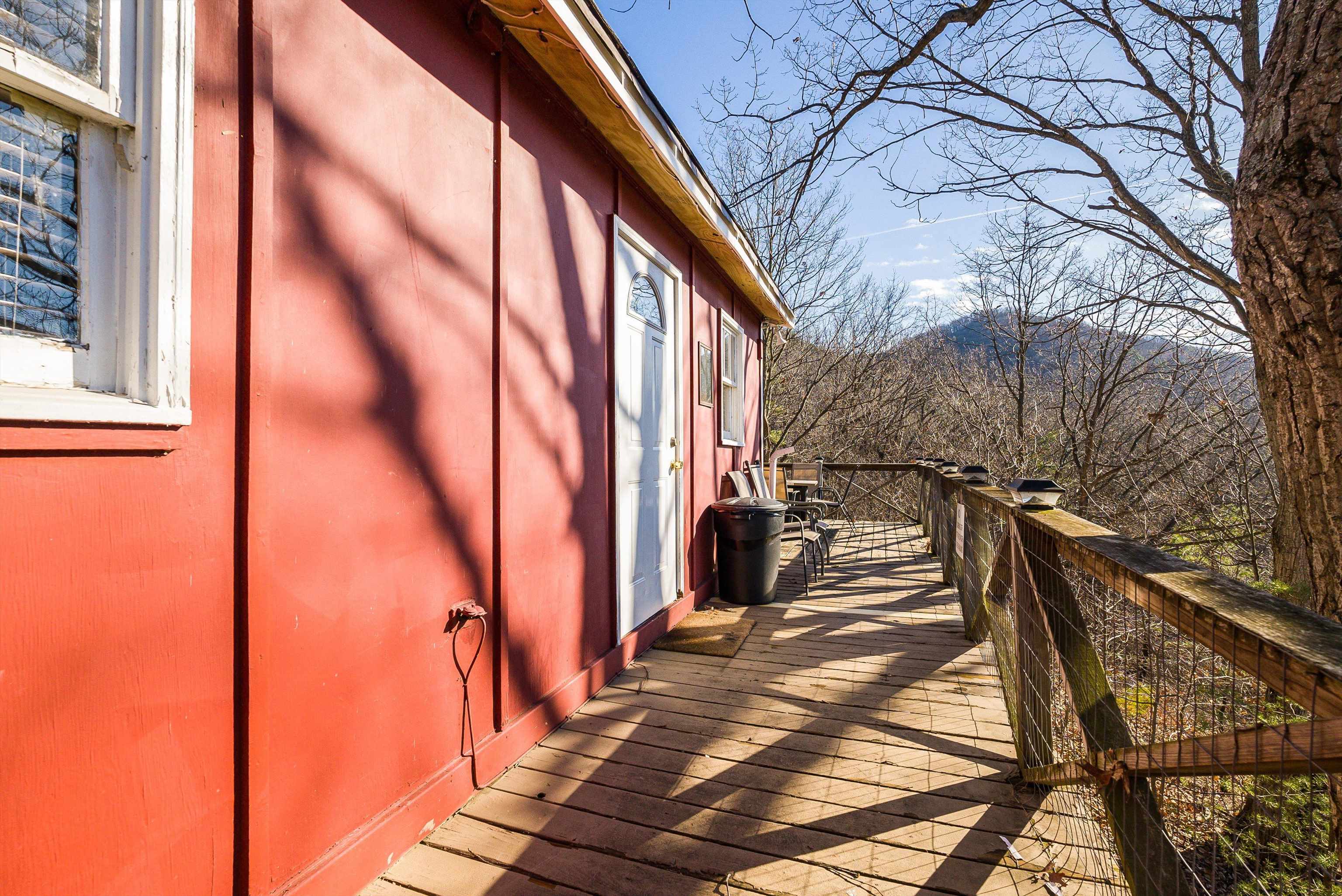 755 WILDWOOD LN, SHENANDOAH, Virginia 22849, 1 Bedroom Bedrooms, ,1 BathroomBathrooms,Residential,755 WILDWOOD LN,672071 MLS # 672071