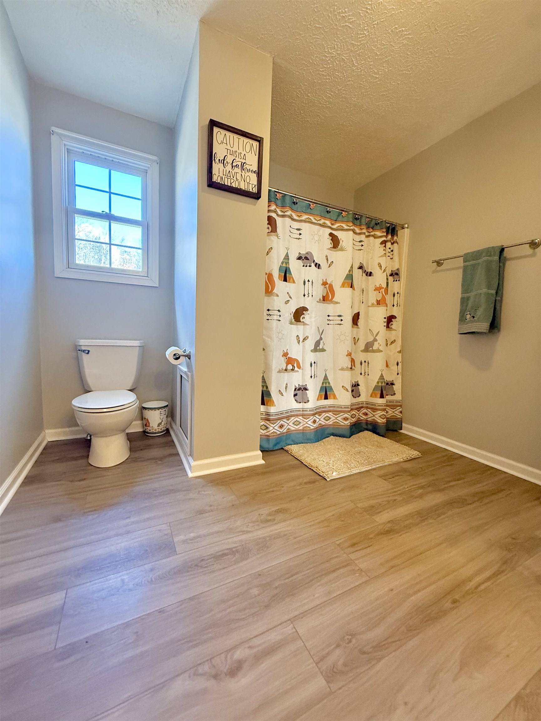 9150 RAWLEY PIKE, HINTON, Virginia 22831, 4 Bedrooms Bedrooms, ,2 BathroomsBathrooms,Residential,9150 RAWLEY PIKE,672078 MLS # 672078