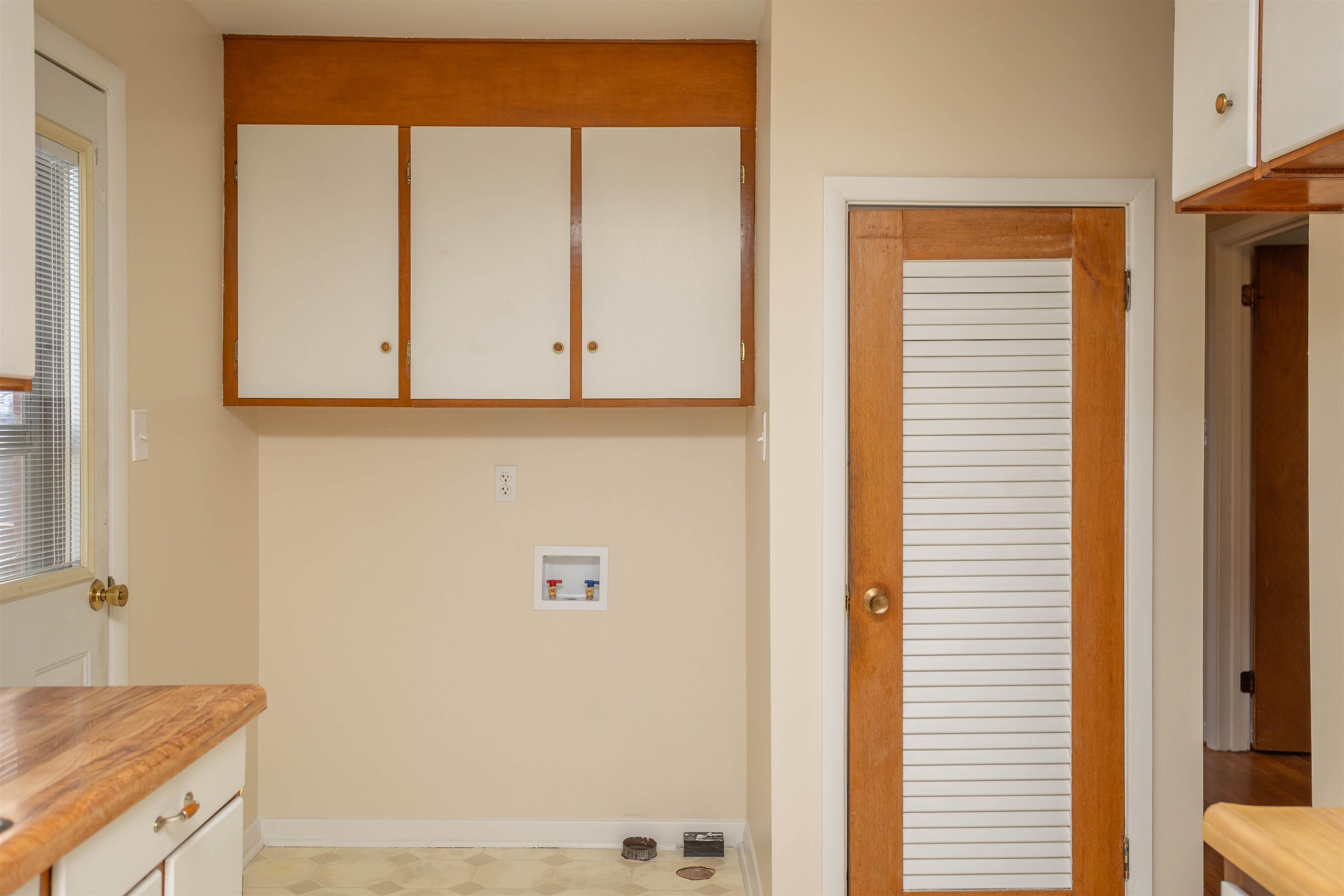 457 NORTH MAIN ST, TIMBERVILLE, Virginia 22853, 3 Bedrooms Bedrooms, ,1 BathroomBathrooms,Residential,457 NORTH MAIN ST,672104 MLS # 672104