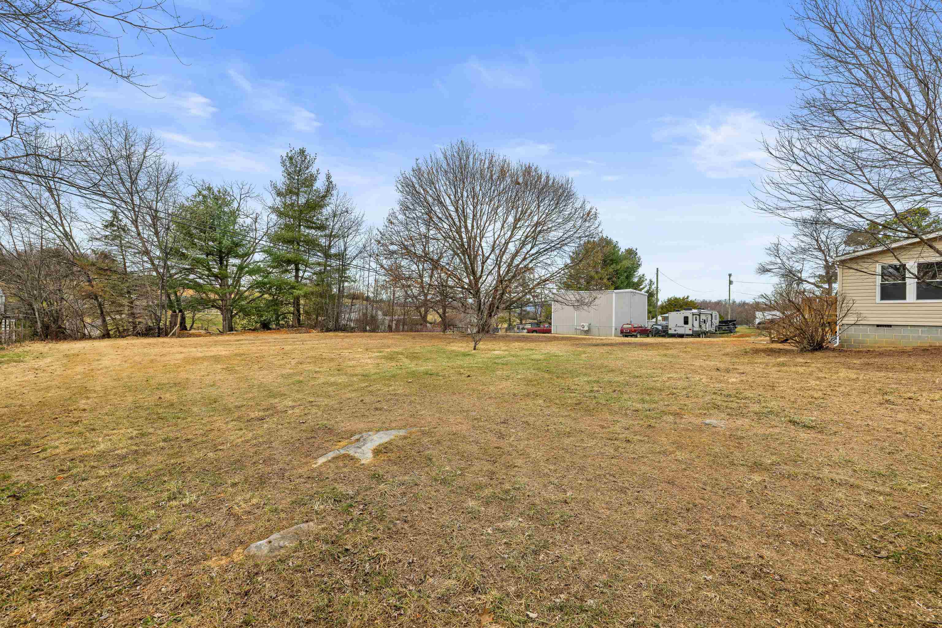 41 PINE HILL LN, STUARTS DRAFT, Virginia 24477, 3 Bedrooms Bedrooms, ,2 BathroomsBathrooms,Residential,41 PINE HILL LN,672105 MLS # 672105