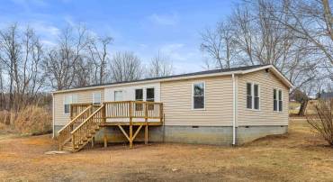 41 PINE HILL LN, STUARTS DRAFT, Virginia 24477, 3 Bedrooms Bedrooms, ,2 BathroomsBathrooms,Residential,41 PINE HILL LN,672105 MLS # 672105