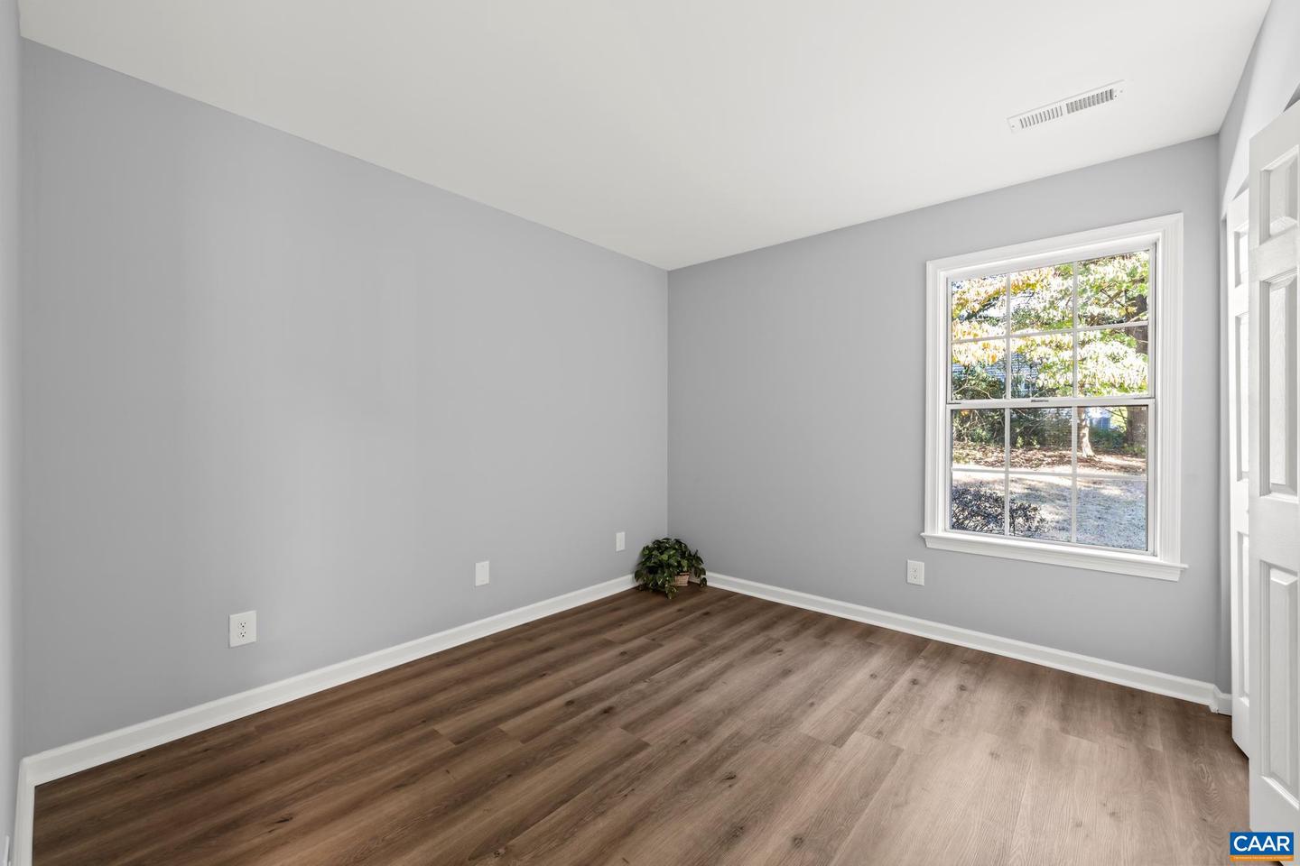 2067 WINTERFIELD CIR, CHARLOTTESVILLE, Virginia 22911, 3 Bedrooms Bedrooms, ,2 BathroomsBathrooms,Residential,For sale,2067 WINTERFIELD CIR,670215 MLS # 670215