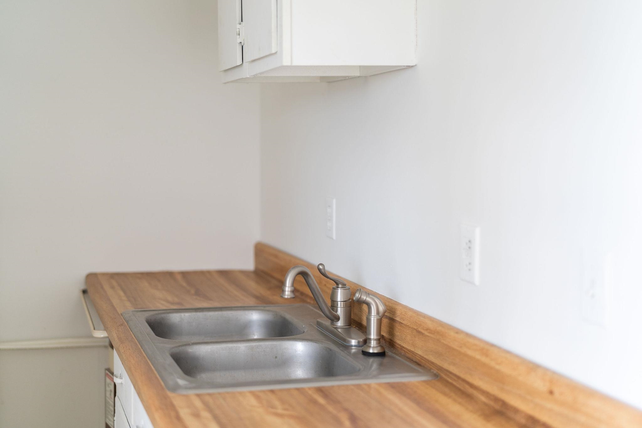 2594 LEE JACKSON HWY, STAUNTON, Virginia 24401, 2 Bedrooms Bedrooms, ,1 BathroomBathrooms,Residential,2594 LEE JACKSON HWY,672111 MLS # 672111