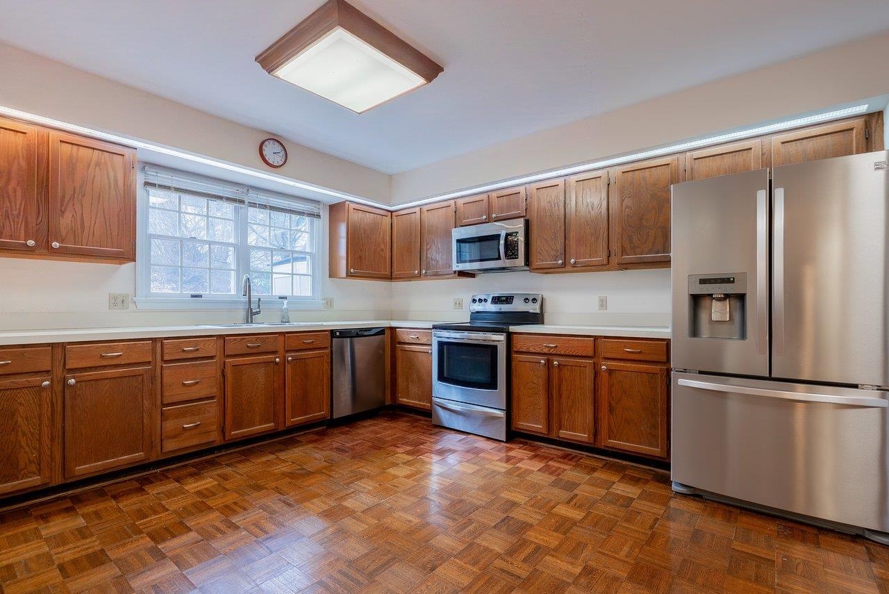 188 EMERALD DR, HARRISONBURG, Virginia 22801, 3 Bedrooms Bedrooms, ,2 BathroomsBathrooms,Residential,188 EMERALD DR,672113 MLS # 672113