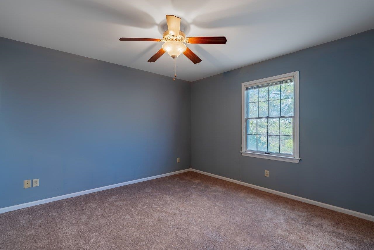 188 EMERALD DR, HARRISONBURG, Virginia 22801, 3 Bedrooms Bedrooms, ,2 BathroomsBathrooms,Residential,188 EMERALD DR,672113 MLS # 672113