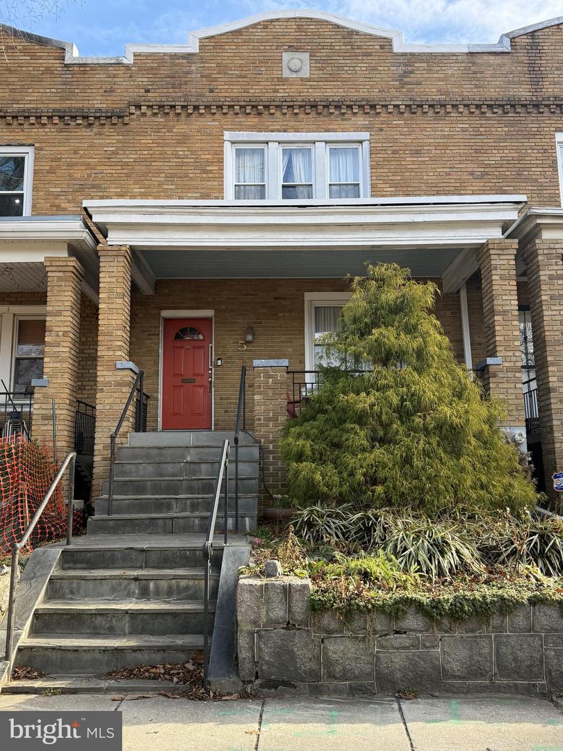5 SHERMAN CIR NW, WASHINGTON, District Of Columbia 20011, 4 Bedrooms Bedrooms, ,2 BathroomsBathrooms,Residential,For sale,5 SHERMAN CIR NW,DCDC2228542 MLS # DCDC2228542