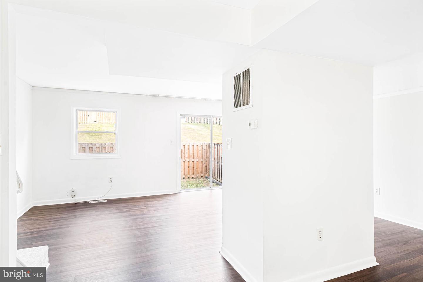 15036 CHERRYDALE DR, WOODBRIDGE, Virginia 22193, 3 Bedrooms Bedrooms, ,2 BathroomsBathrooms,Residential,For sale,15036 CHERRYDALE DR,VAPW2107018 MLS # VAPW2107018