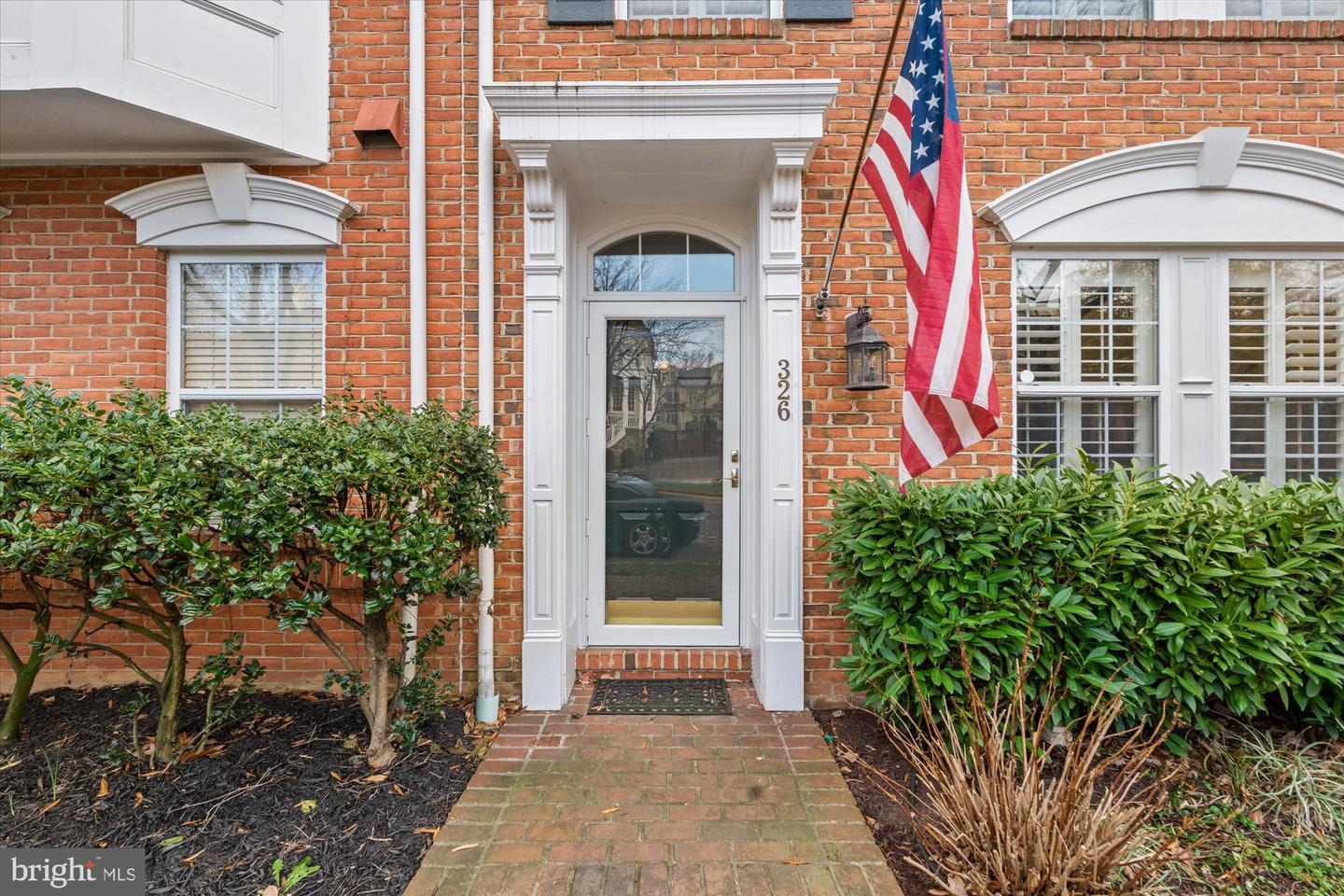 326 CAMERON STATION BLVD, ALEXANDRIA, Virginia 22304, 4 Bedrooms Bedrooms, ,3 BathroomsBathrooms,Residential,For sale,326 CAMERON STATION BLVD,VAAX2051486 MLS # VAAX2051486