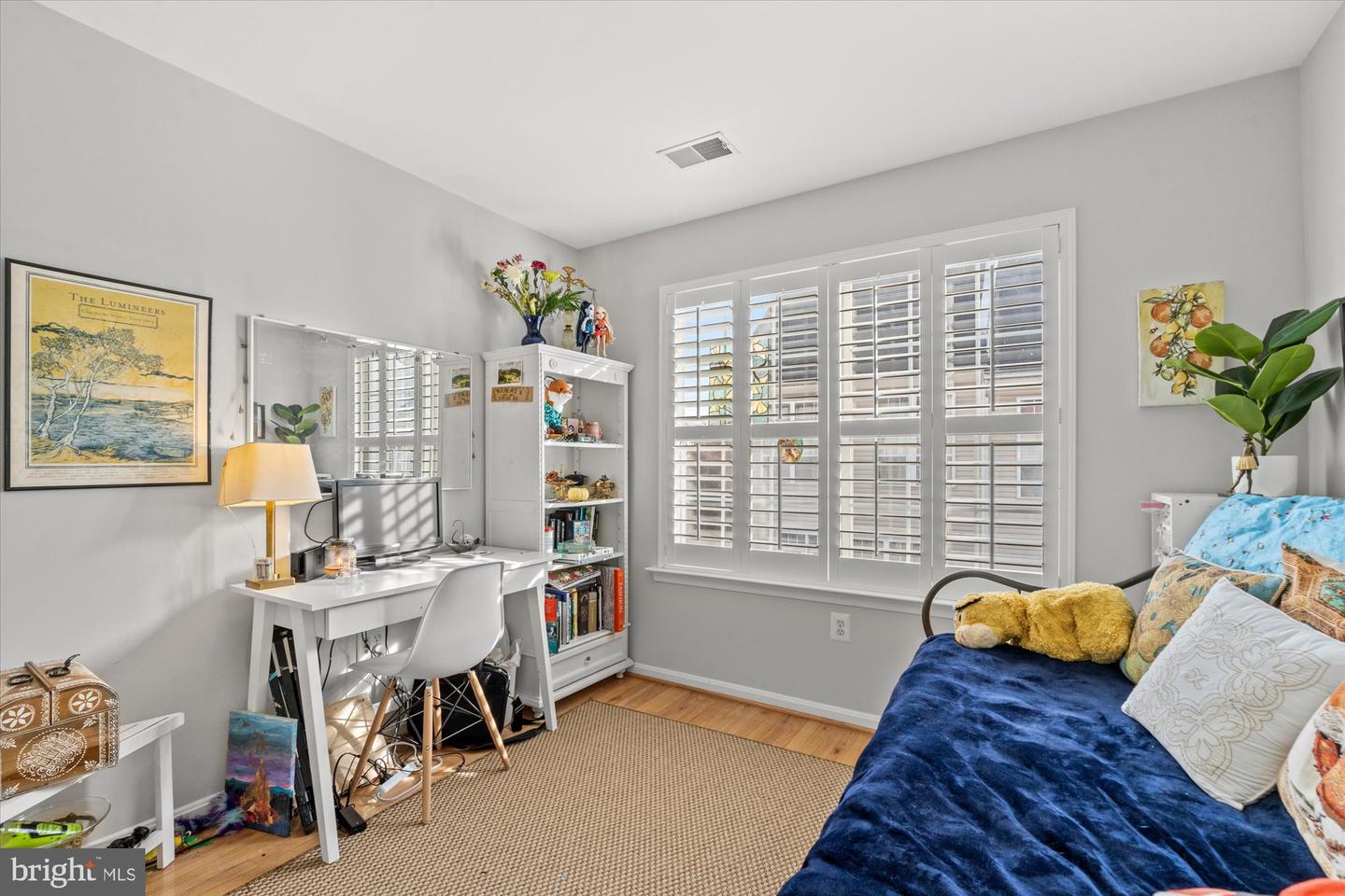 326 CAMERON STATION BLVD, ALEXANDRIA, Virginia 22304, 4 Bedrooms Bedrooms, ,3 BathroomsBathrooms,Residential,For sale,326 CAMERON STATION BLVD,VAAX2051486 MLS # VAAX2051486