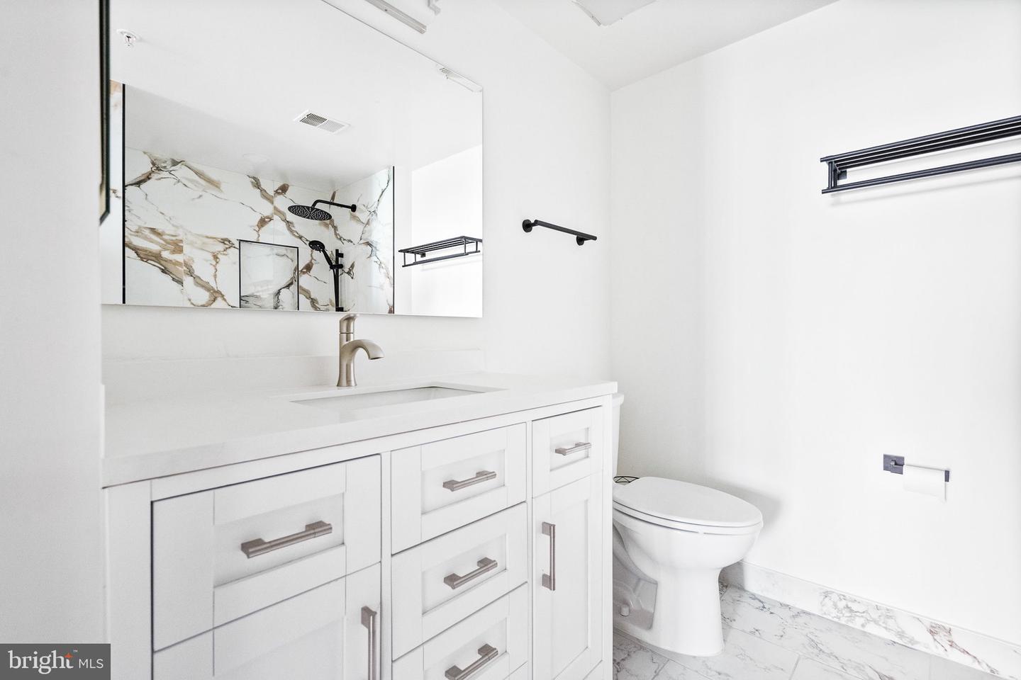 2220 N FAIRFAX DR #507, ARLINGTON, Virginia 22201, 2 Bedrooms Bedrooms, 4 Rooms Rooms,2 BathroomsBathrooms,Residential,For sale,2220 N FAIRFAX DR #507,VAAR2065700 MLS # VAAR2065700