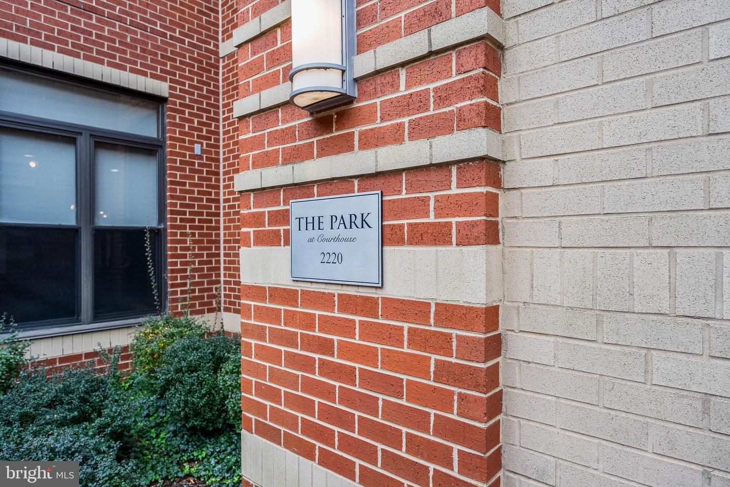 2220 N FAIRFAX DR #507, ARLINGTON, Virginia 22201, 2 Bedrooms Bedrooms, 4 Rooms Rooms,2 BathroomsBathrooms,Residential,For sale,2220 N FAIRFAX DR #507,VAAR2065700 MLS # VAAR2065700