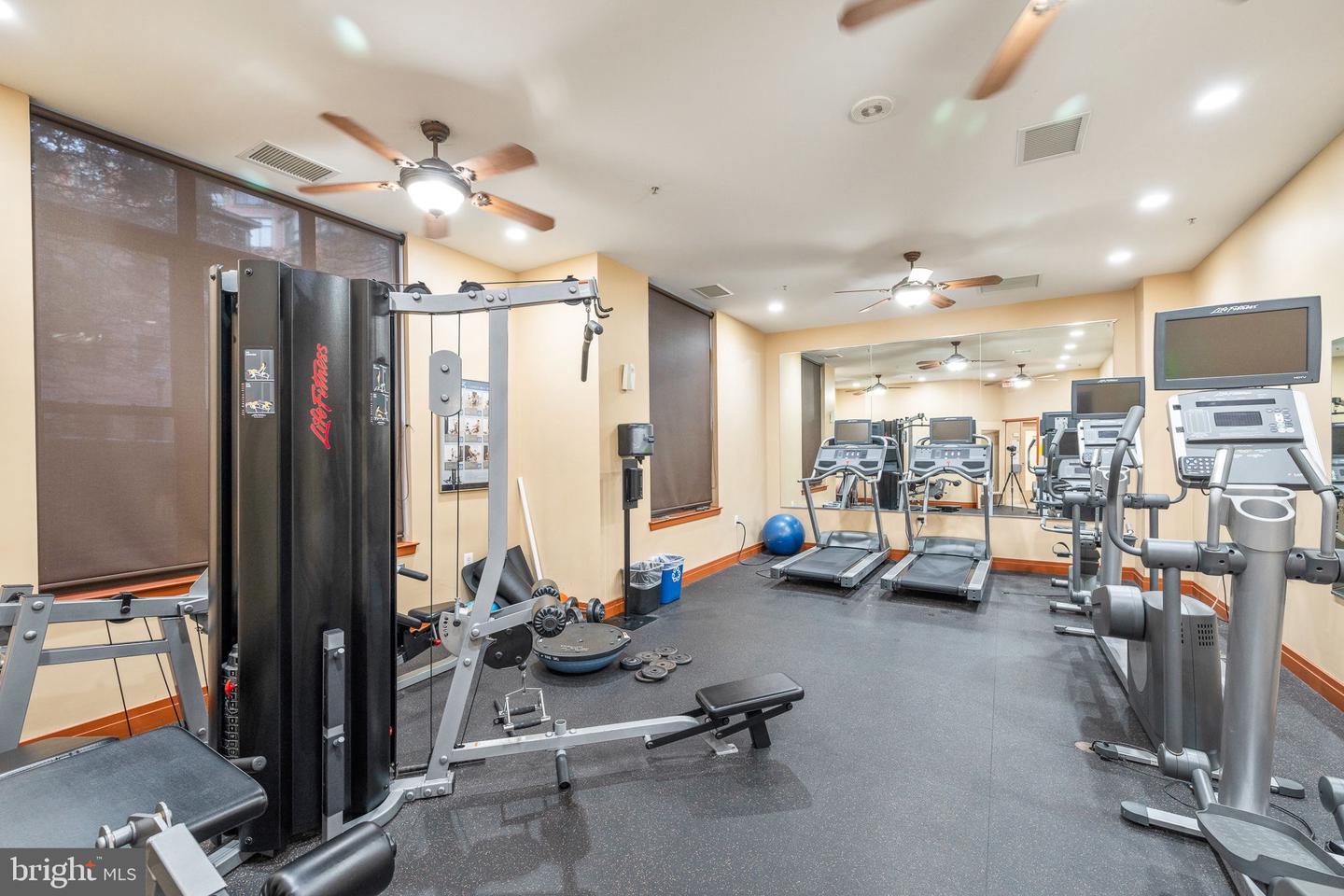 2220 N FAIRFAX DR #507, ARLINGTON, Virginia 22201, 2 Bedrooms Bedrooms, 4 Rooms Rooms,2 BathroomsBathrooms,Residential,For sale,2220 N FAIRFAX DR #507,VAAR2065700 MLS # VAAR2065700