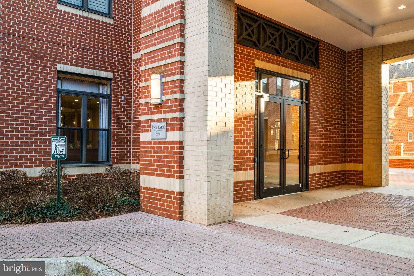 2220 N FAIRFAX DR #507, ARLINGTON, Virginia 22201, 2 Bedrooms Bedrooms, 4 Rooms Rooms,2 BathroomsBathrooms,Residential,For sale,2220 N FAIRFAX DR #507,VAAR2065700 MLS # VAAR2065700