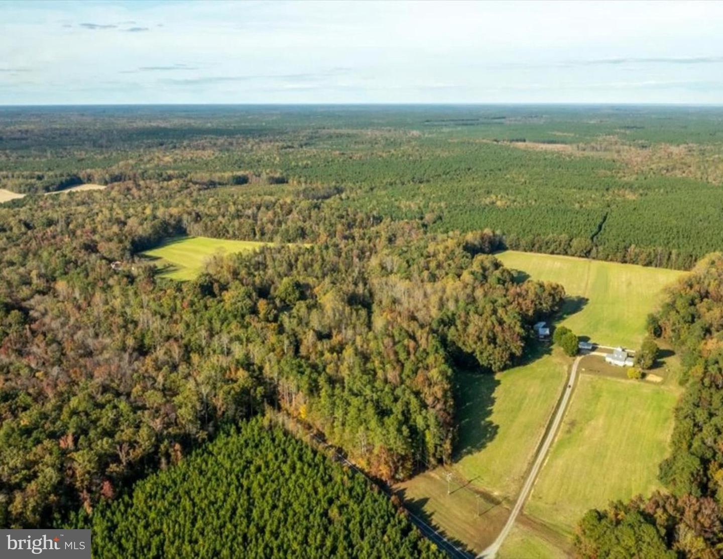 20787 THE TRL, LITTLE PLYMOUTH, Virginia 23091, 2 Bedrooms Bedrooms, 9 Rooms Rooms,1 BathroomBathrooms,Residential,For sale,20787 THE TRL,VAKQ2000186 MLS # VAKQ2000186