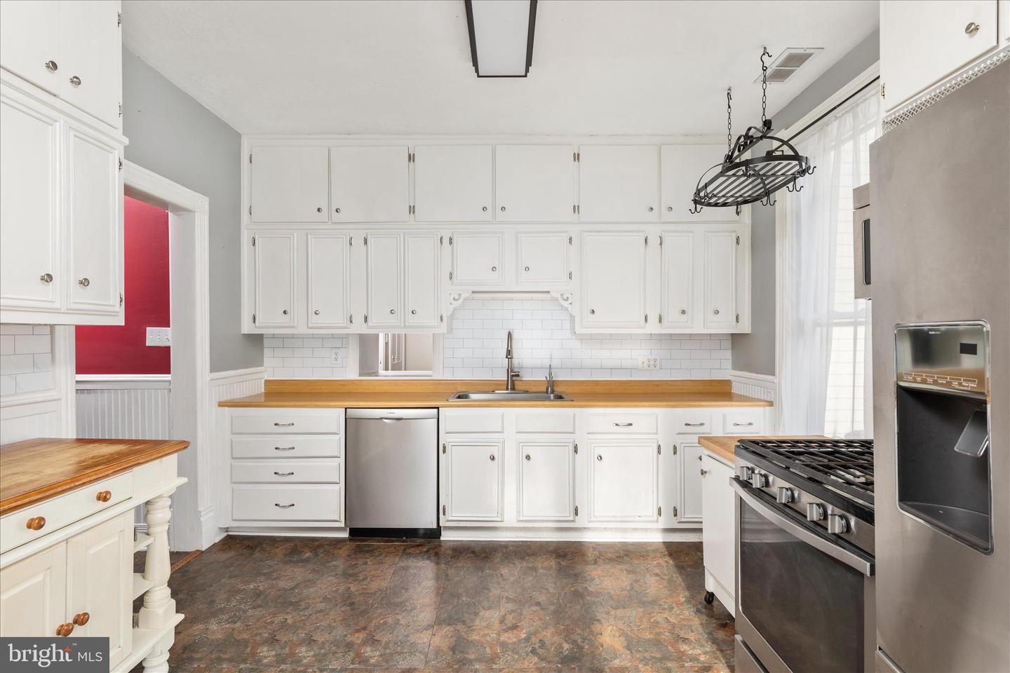 1475 SANDY HOOK RD, STRASBURG, Virginia 22657, 4 Bedrooms Bedrooms, ,2 BathroomsBathrooms,Residential,For sale,1475 SANDY HOOK RD,VASH2012940 MLS # VASH2012940 1475 SANDY HOOK RD, STRASBURG, Virginia 22657, 4 Bedrooms Bedrooms, ,2 BathroomsBathrooms,Residential,For sale,1475 SANDY HOOK RD,VASH2012940 MLS # VASH2012940