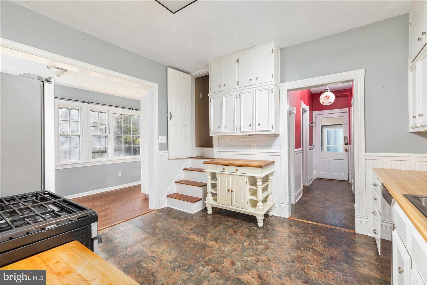 1475 SANDY HOOK RD, STRASBURG, Virginia 22657, 4 Bedrooms Bedrooms, ,2 BathroomsBathrooms,Residential,For sale,1475 SANDY HOOK RD,VASH2012940 MLS # VASH2012940 1475 SANDY HOOK RD, STRASBURG, Virginia 22657, 4 Bedrooms Bedrooms, ,2 BathroomsBathrooms,Residential,For sale,1475 SANDY HOOK RD,VASH2012940 MLS # VASH2012940