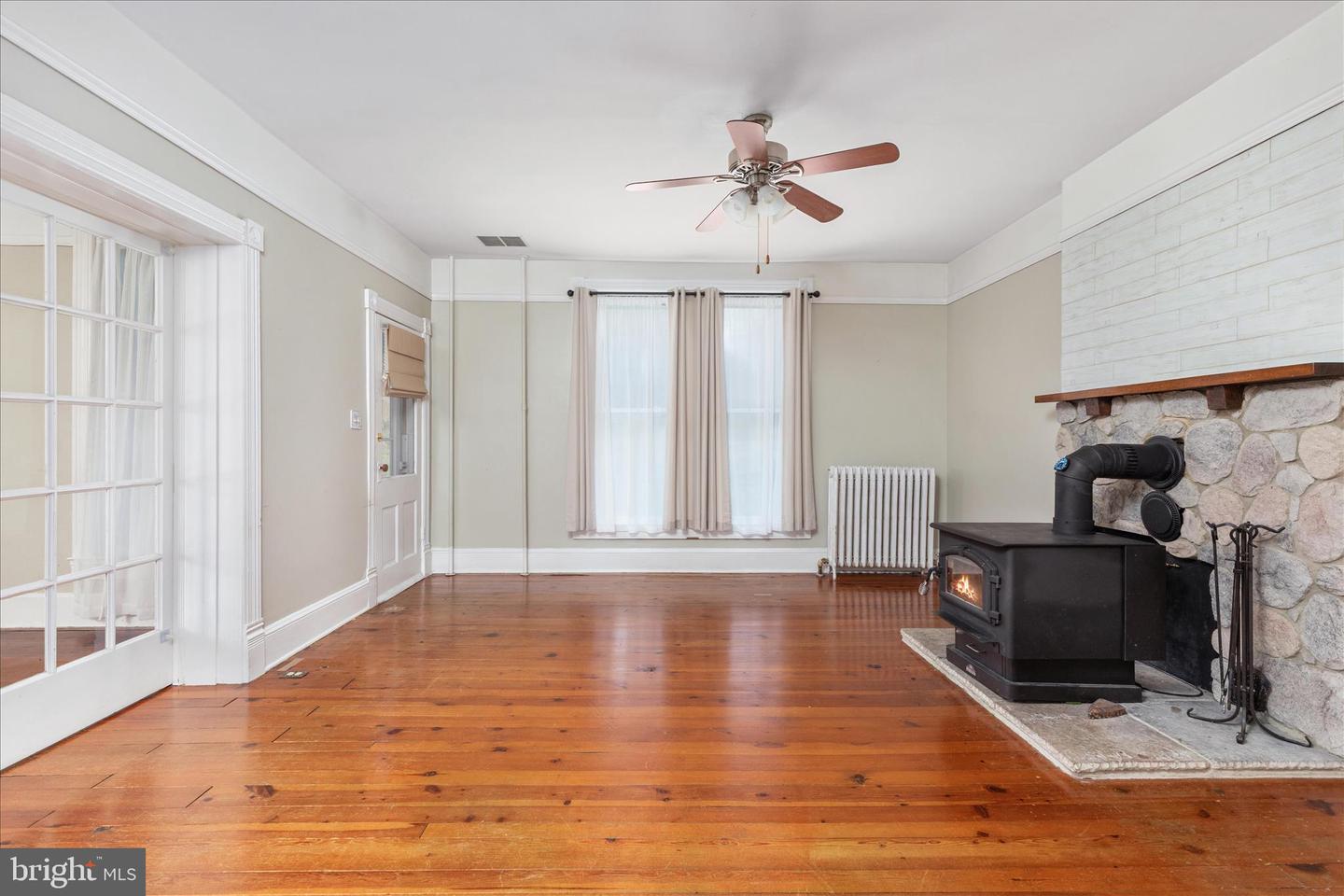 1475 SANDY HOOK RD, STRASBURG, Virginia 22657, 4 Bedrooms Bedrooms, ,2 BathroomsBathrooms,Residential,For sale,1475 SANDY HOOK RD,VASH2012940 MLS # VASH2012940 1475 SANDY HOOK RD, STRASBURG, Virginia 22657, 4 Bedrooms Bedrooms, ,2 BathroomsBathrooms,Residential,For sale,1475 SANDY HOOK RD,VASH2012940 MLS # VASH2012940