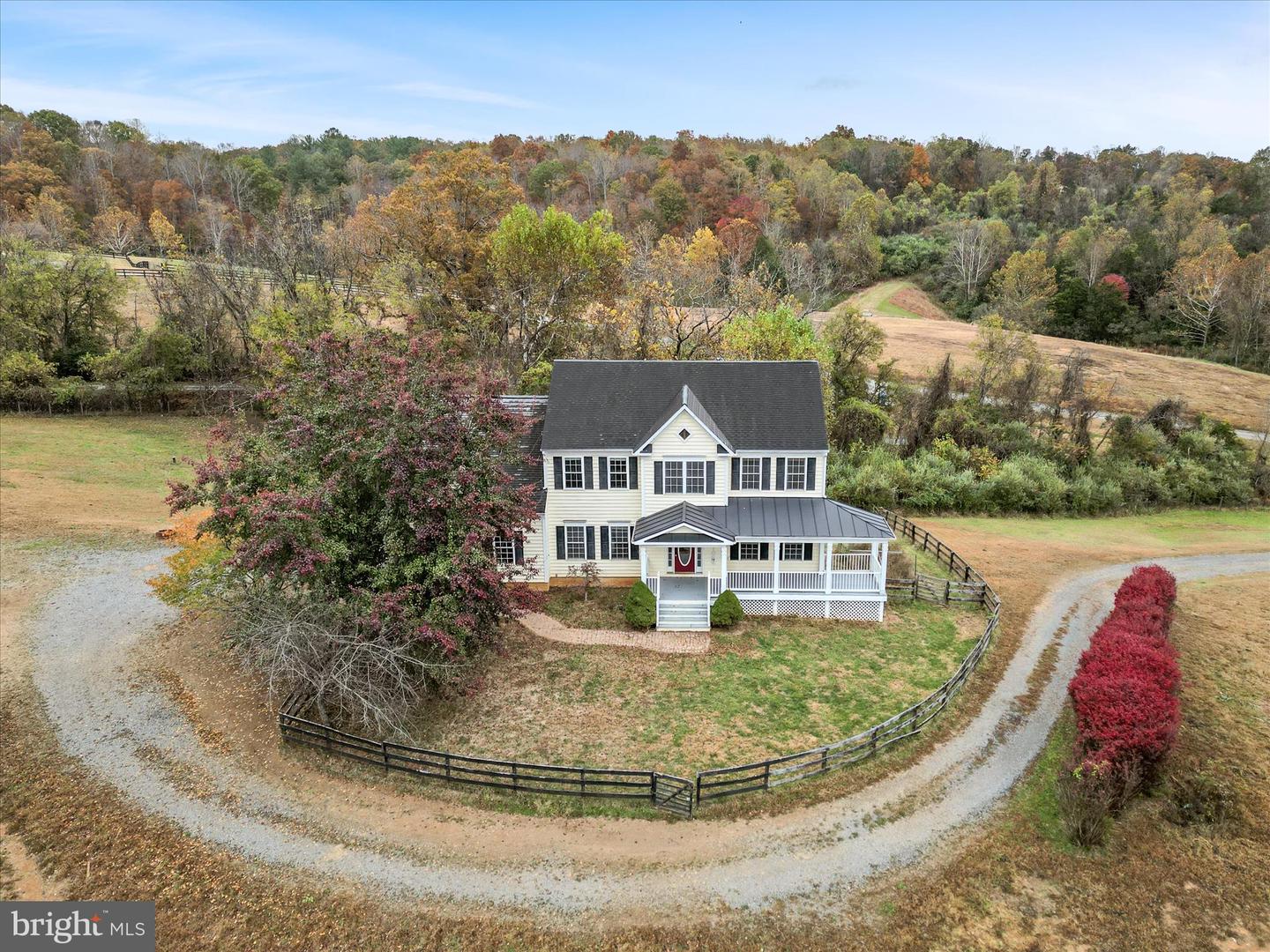 5194 BEACH RIDGE LN, AMISSVILLE, Virginia 20106, 5 Bedrooms Bedrooms, 9 Rooms Rooms,3 BathroomsBathrooms,Residential,For sale,5194 BEACH RIDGE LN,VACU2012012 MLS # VACU2012012