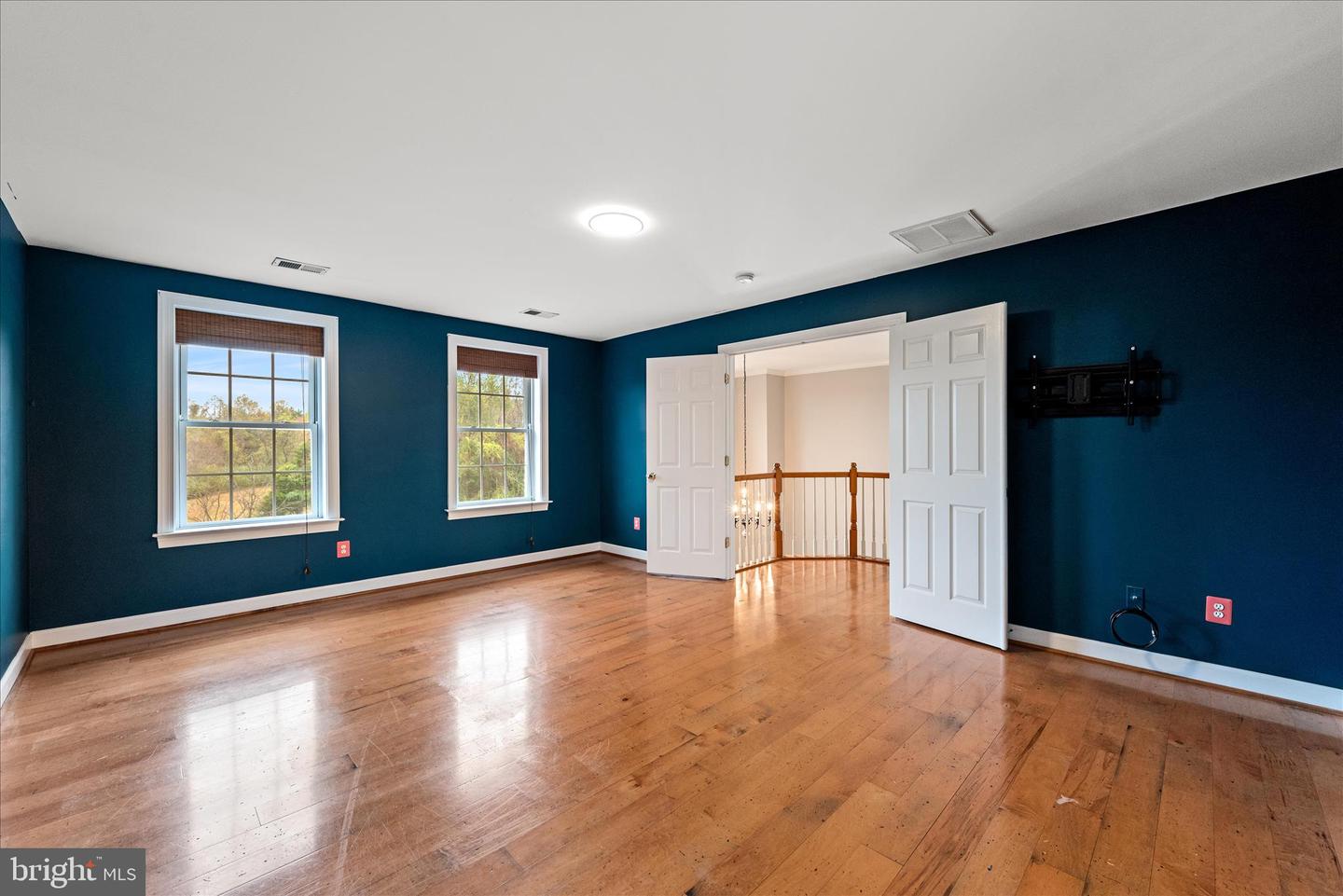 5194 BEACH RIDGE LN, AMISSVILLE, Virginia 20106, 5 Bedrooms Bedrooms, 9 Rooms Rooms,3 BathroomsBathrooms,Residential,For sale,5194 BEACH RIDGE LN,VACU2012012 MLS # VACU2012012