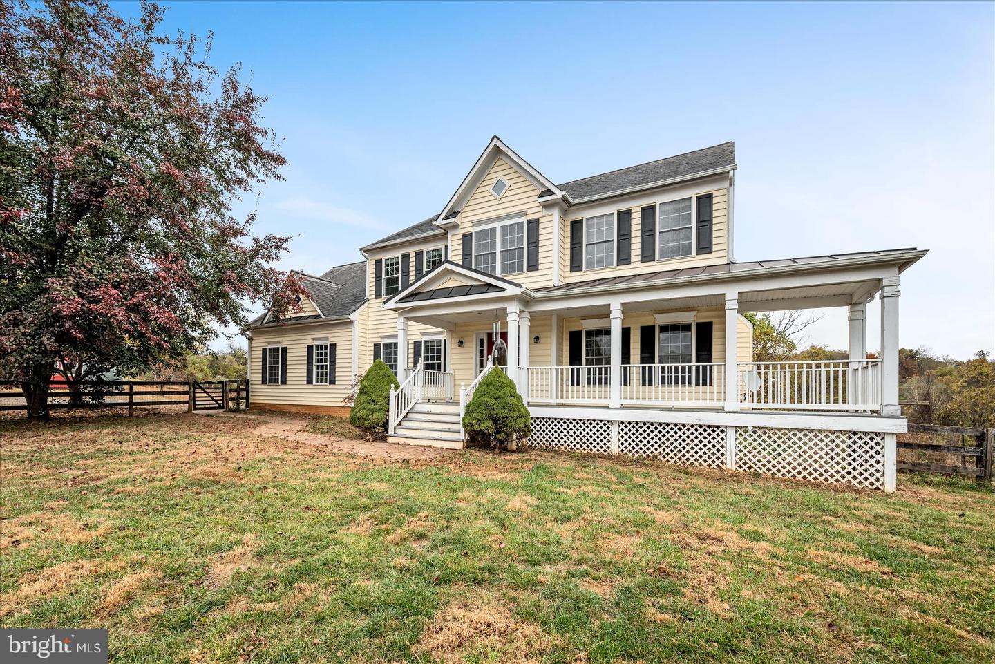 5194 BEACH RIDGE LN, AMISSVILLE, Virginia 20106, 5 Bedrooms Bedrooms, 9 Rooms Rooms,3 BathroomsBathrooms,Residential,For sale,5194 BEACH RIDGE LN,VACU2012012 MLS # VACU2012012
