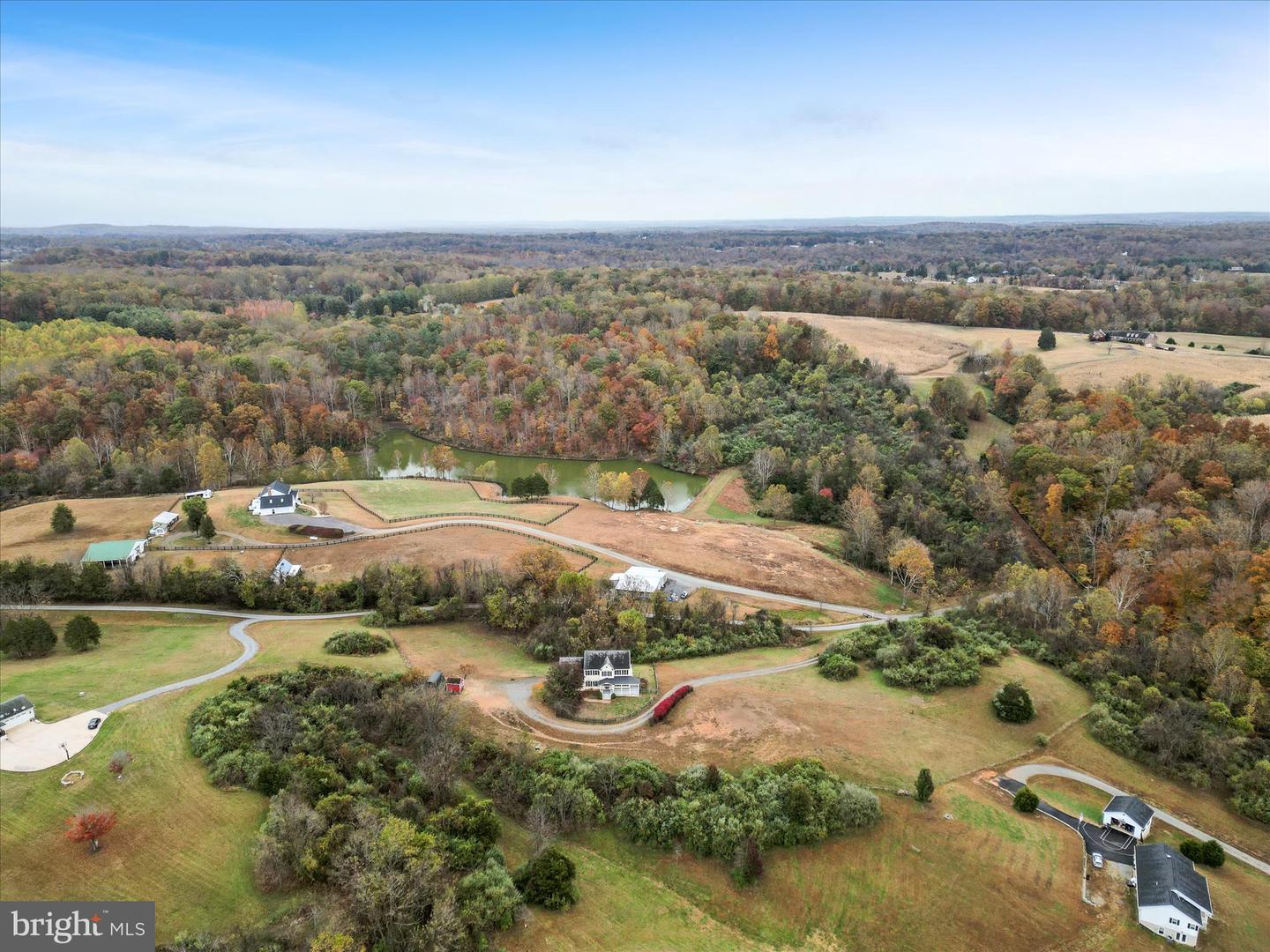 5194 BEACH RIDGE LN, AMISSVILLE, Virginia 20106, 5 Bedrooms Bedrooms, 9 Rooms Rooms,3 BathroomsBathrooms,Residential,For sale,5194 BEACH RIDGE LN,VACU2012012 MLS # VACU2012012