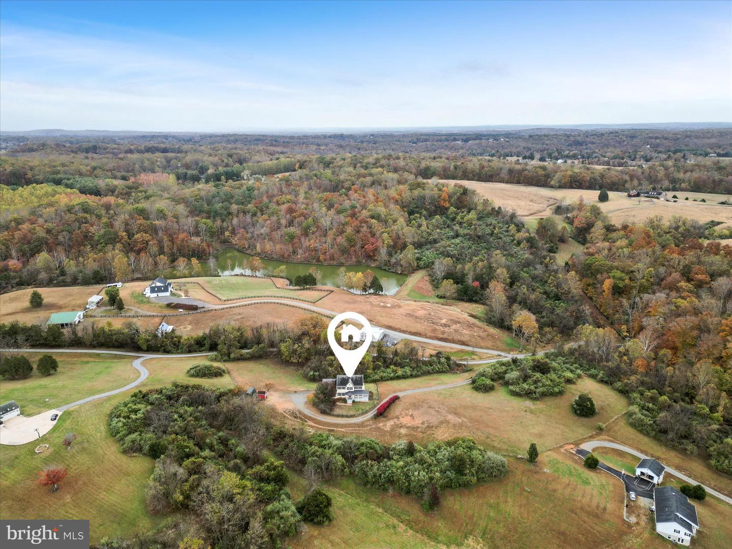 5194 BEACH RIDGE LN, AMISSVILLE, Virginia 20106, 5 Bedrooms Bedrooms, 9 Rooms Rooms,3 BathroomsBathrooms,Residential,For sale,5194 BEACH RIDGE LN,VACU2012012 MLS # VACU2012012