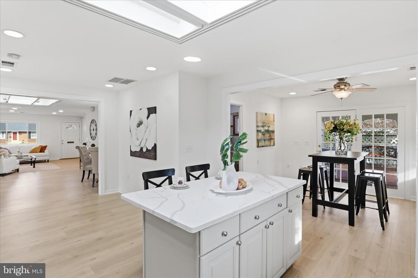 6205 EVERGLADES DR, ALEXANDRIA, Virginia 22312, 3 Bedrooms Bedrooms, ,2 BathroomsBathrooms,Residential,For sale,6205 EVERGLADES DR,VAFX2278314 MLS # VAFX2278314 6205 EVERGLADES DR, ALEXANDRIA, Virginia 22312, 3 Bedrooms Bedrooms, ,2 BathroomsBathrooms,Residential,For sale,6205 EVERGLADES DR,VAFX2278314 MLS # VAFX2278314