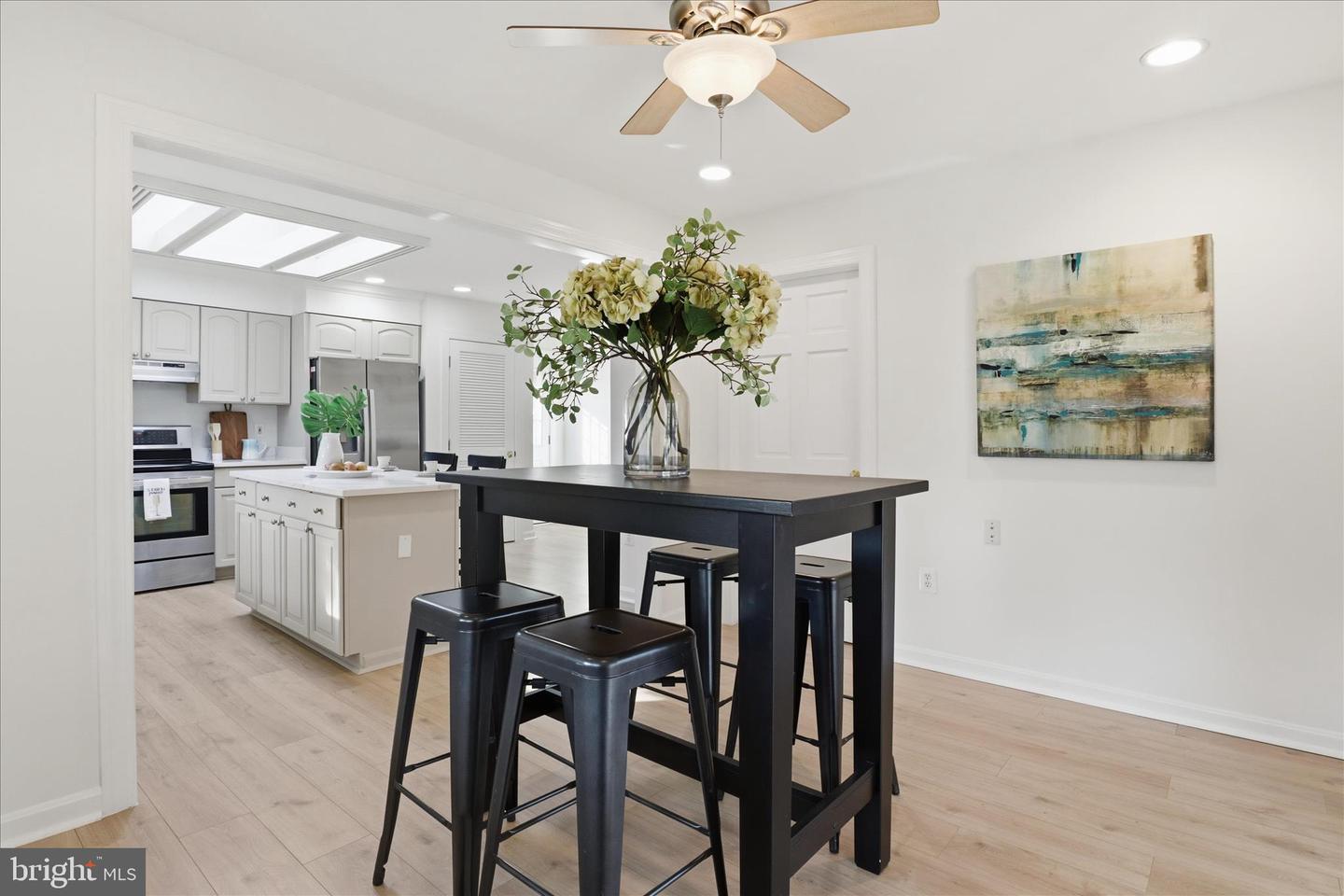 6205 EVERGLADES DR, ALEXANDRIA, Virginia 22312, 3 Bedrooms Bedrooms, ,2 BathroomsBathrooms,Residential,For sale,6205 EVERGLADES DR,VAFX2278314 MLS # VAFX2278314 6205 EVERGLADES DR, ALEXANDRIA, Virginia 22312, 3 Bedrooms Bedrooms, ,2 BathroomsBathrooms,Residential,For sale,6205 EVERGLADES DR,VAFX2278314 MLS # VAFX2278314