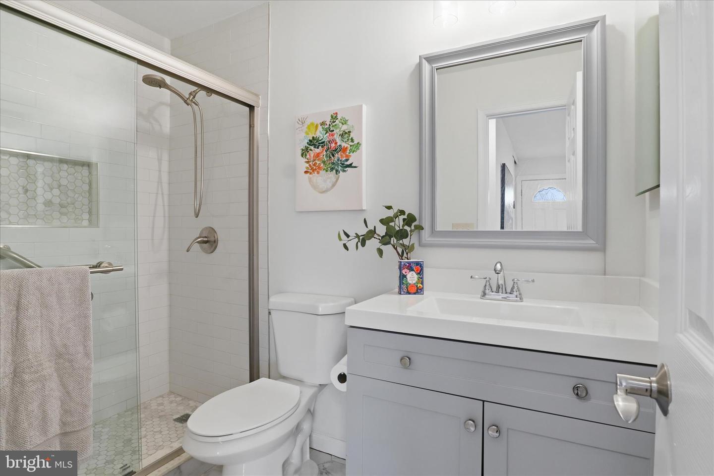 6205 EVERGLADES DR, ALEXANDRIA, Virginia 22312, 3 Bedrooms Bedrooms, ,2 BathroomsBathrooms,Residential,For sale,6205 EVERGLADES DR,VAFX2278314 MLS # VAFX2278314 6205 EVERGLADES DR, ALEXANDRIA, Virginia 22312, 3 Bedrooms Bedrooms, ,2 BathroomsBathrooms,Residential,For sale,6205 EVERGLADES DR,VAFX2278314 MLS # VAFX2278314