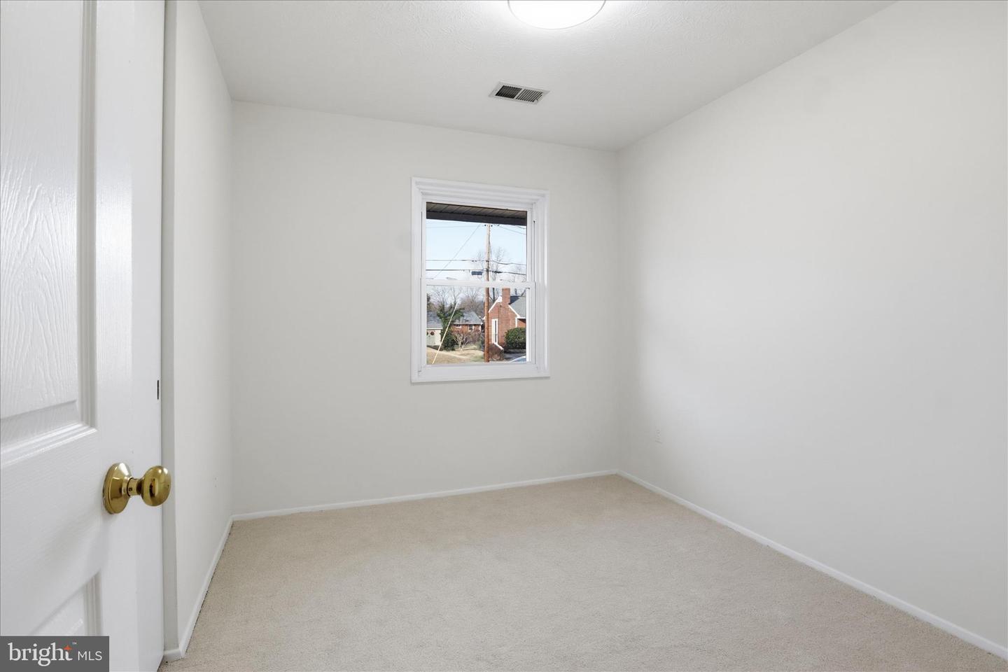 6205 EVERGLADES DR, ALEXANDRIA, Virginia 22312, 3 Bedrooms Bedrooms, ,2 BathroomsBathrooms,Residential,For sale,6205 EVERGLADES DR,VAFX2278314 MLS # VAFX2278314 6205 EVERGLADES DR, ALEXANDRIA, Virginia 22312, 3 Bedrooms Bedrooms, ,2 BathroomsBathrooms,Residential,For sale,6205 EVERGLADES DR,VAFX2278314 MLS # VAFX2278314