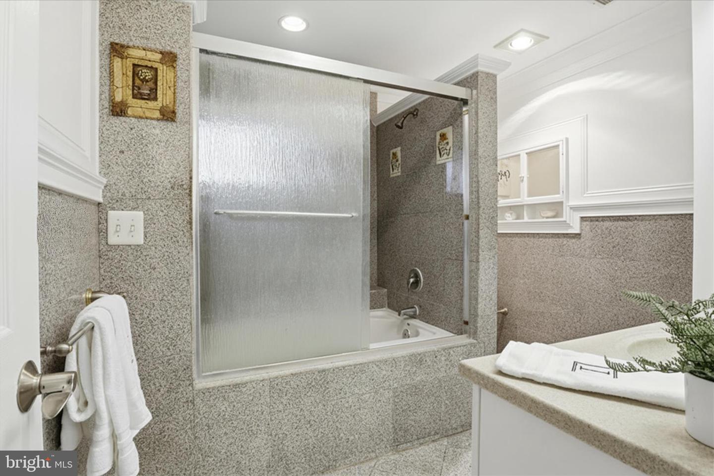 6205 EVERGLADES DR, ALEXANDRIA, Virginia 22312, 3 Bedrooms Bedrooms, ,2 BathroomsBathrooms,Residential,For sale,6205 EVERGLADES DR,VAFX2278314 MLS # VAFX2278314 6205 EVERGLADES DR, ALEXANDRIA, Virginia 22312, 3 Bedrooms Bedrooms, ,2 BathroomsBathrooms,Residential,For sale,6205 EVERGLADES DR,VAFX2278314 MLS # VAFX2278314