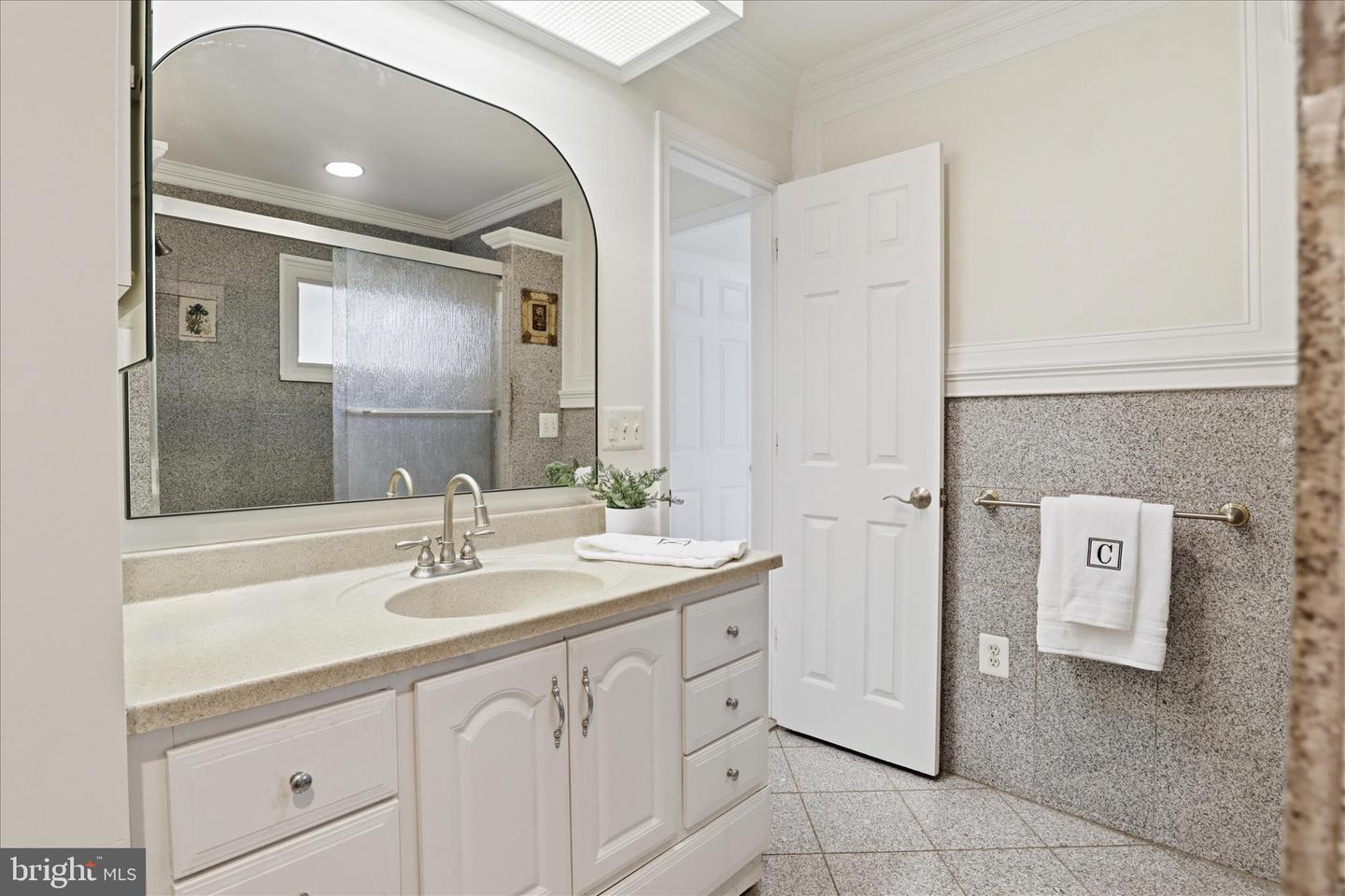 6205 EVERGLADES DR, ALEXANDRIA, Virginia 22312, 3 Bedrooms Bedrooms, ,2 BathroomsBathrooms,Residential,For sale,6205 EVERGLADES DR,VAFX2278314 MLS # VAFX2278314 6205 EVERGLADES DR, ALEXANDRIA, Virginia 22312, 3 Bedrooms Bedrooms, ,2 BathroomsBathrooms,Residential,For sale,6205 EVERGLADES DR,VAFX2278314 MLS # VAFX2278314