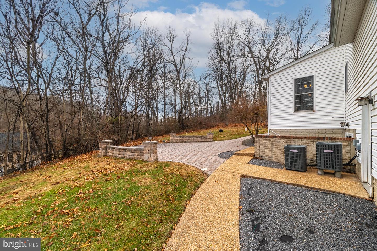 461 SKYLAR LANES WAY, WINCHESTER, Virginia 22603, 6 Bedrooms Bedrooms, ,4 BathroomsBathrooms,Residential,For sale,461 SKYLAR LANES WAY,VAFV2037982 MLS # VAFV2037982