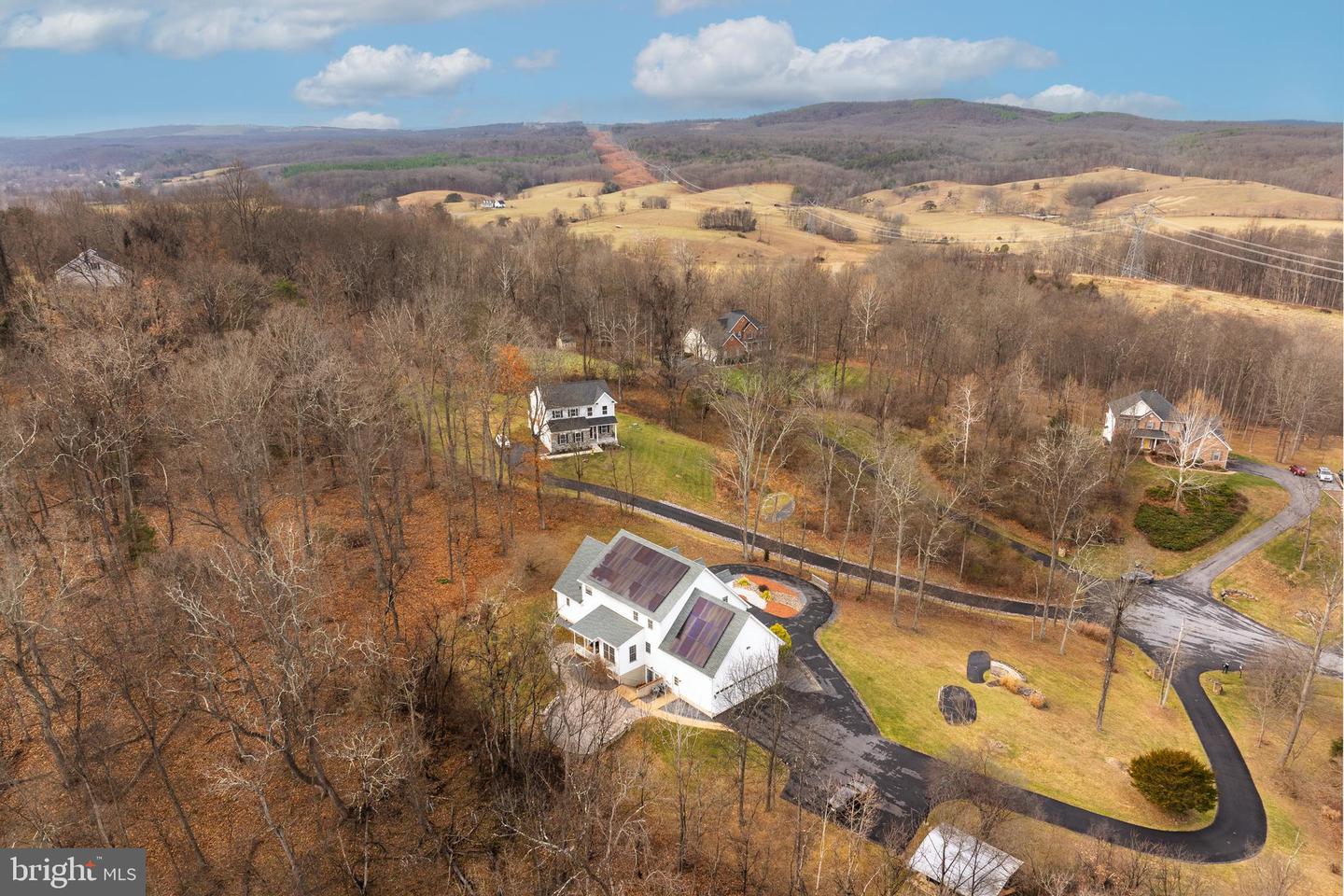 461 SKYLAR LANES WAY, WINCHESTER, Virginia 22603, 6 Bedrooms Bedrooms, ,4 BathroomsBathrooms,Residential,For sale,461 SKYLAR LANES WAY,VAFV2037982 MLS # VAFV2037982