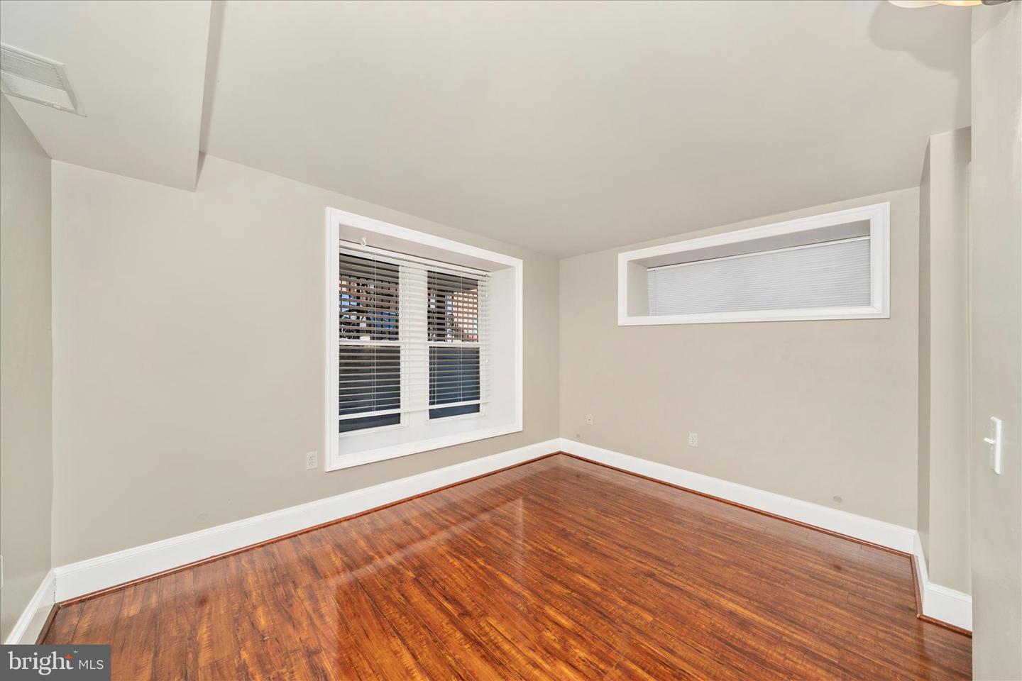 1750 16TH ST NW #4, WASHINGTON, District Of Columbia 20009, 1 Bedroom Bedrooms, ,1 BathroomBathrooms,Residential,For sale,1750 16TH ST NW #4,DCDC2231800 MLS # DCDC2231800