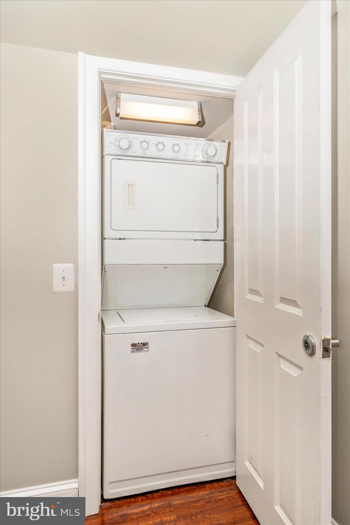 1750 16TH ST NW #4, WASHINGTON, District Of Columbia 20009, 1 Bedroom Bedrooms, ,1 BathroomBathrooms,Residential,For sale,1750 16TH ST NW #4,DCDC2231800 MLS # DCDC2231800