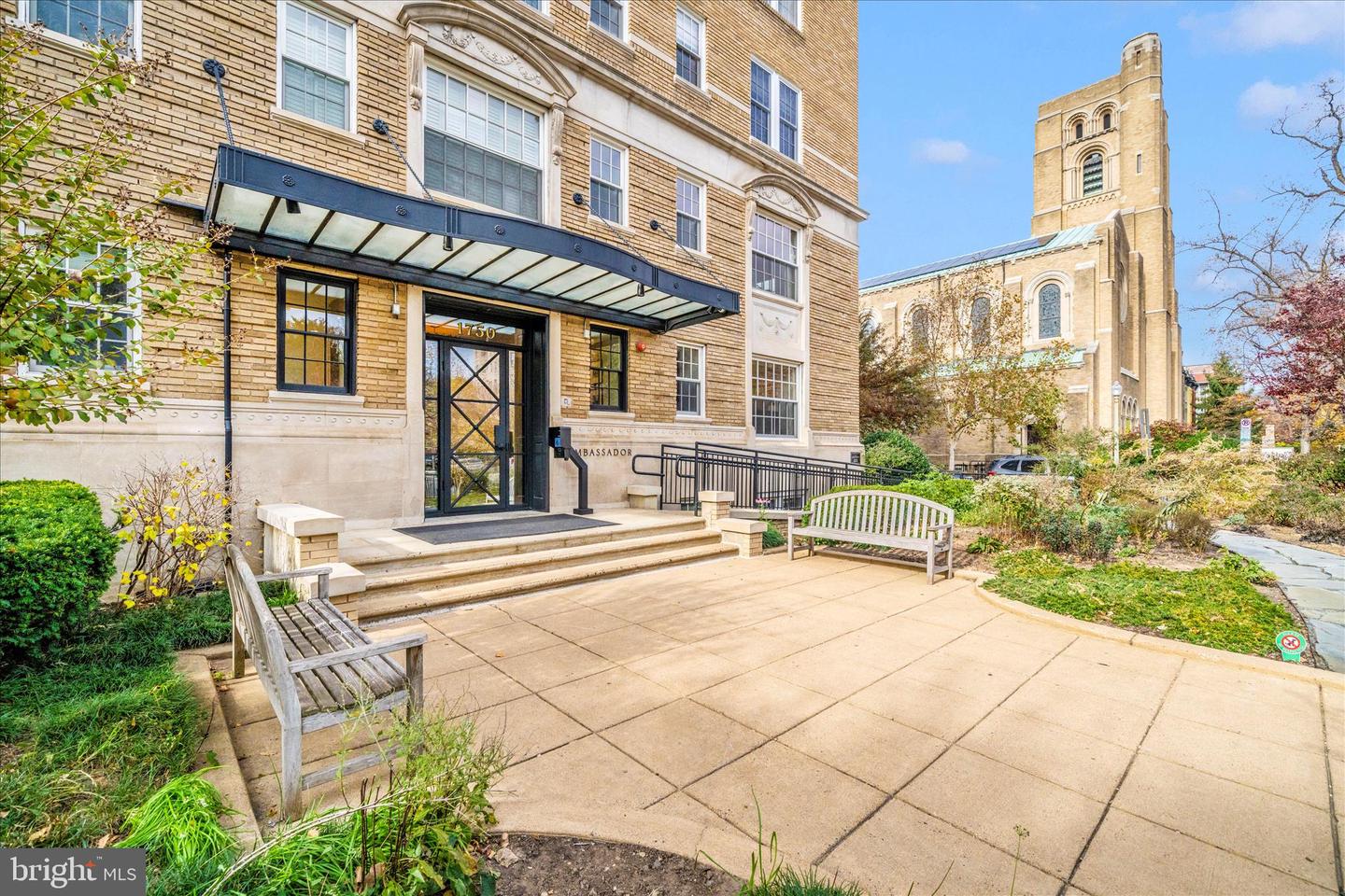 1750 16TH ST NW #4, WASHINGTON, District Of Columbia 20009, 1 Bedroom Bedrooms, ,1 BathroomBathrooms,Residential,For sale,1750 16TH ST NW #4,DCDC2231800 MLS # DCDC2231800