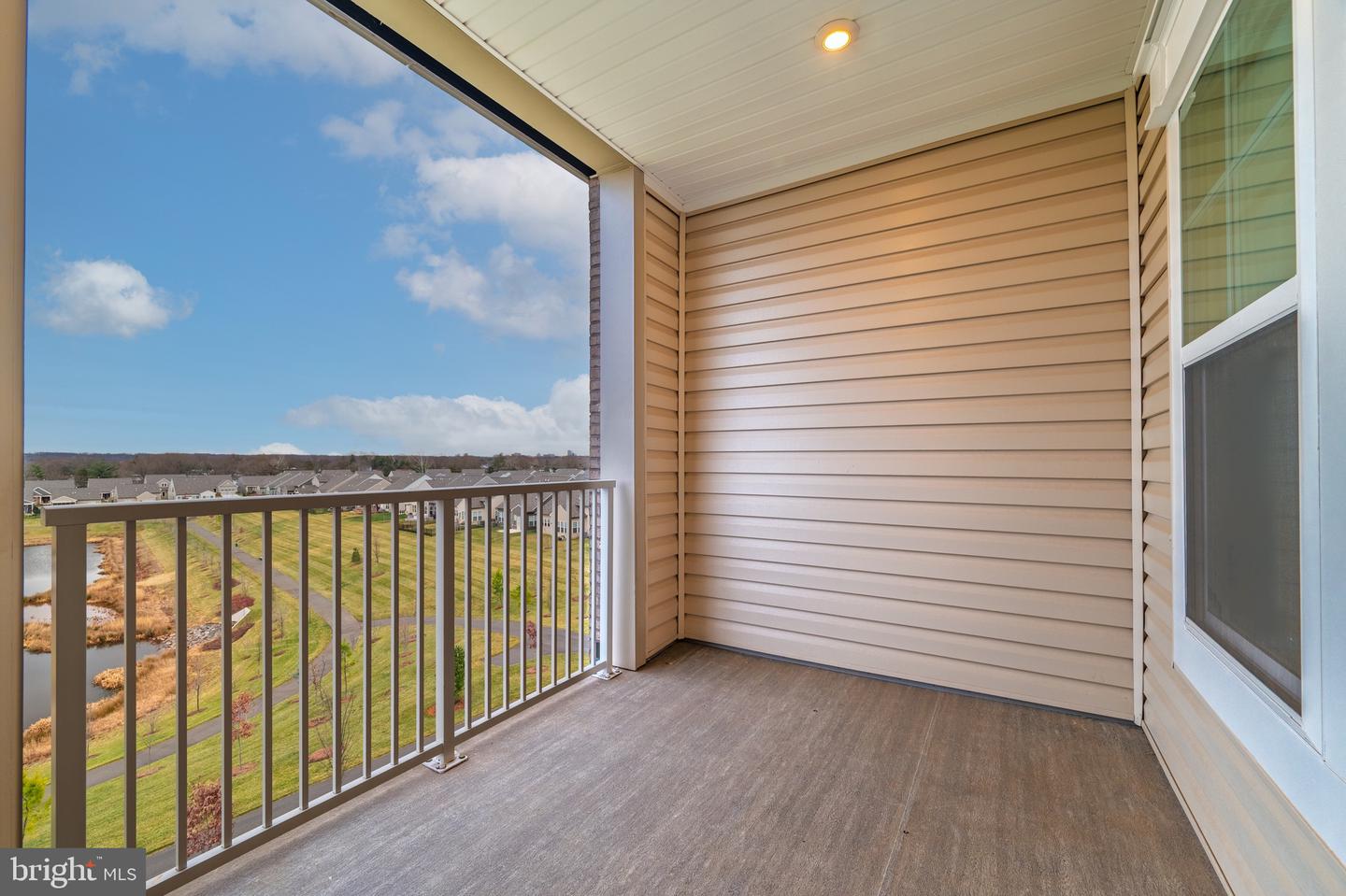 21630 HAWKSBILL HIGH CIR #403, STERLING, Virginia 20164, 2 Bedrooms Bedrooms, ,2 BathroomsBathrooms,Residential,For sale,21630 HAWKSBILL HIGH CIR #403,VALO2111258 MLS # VALO2111258